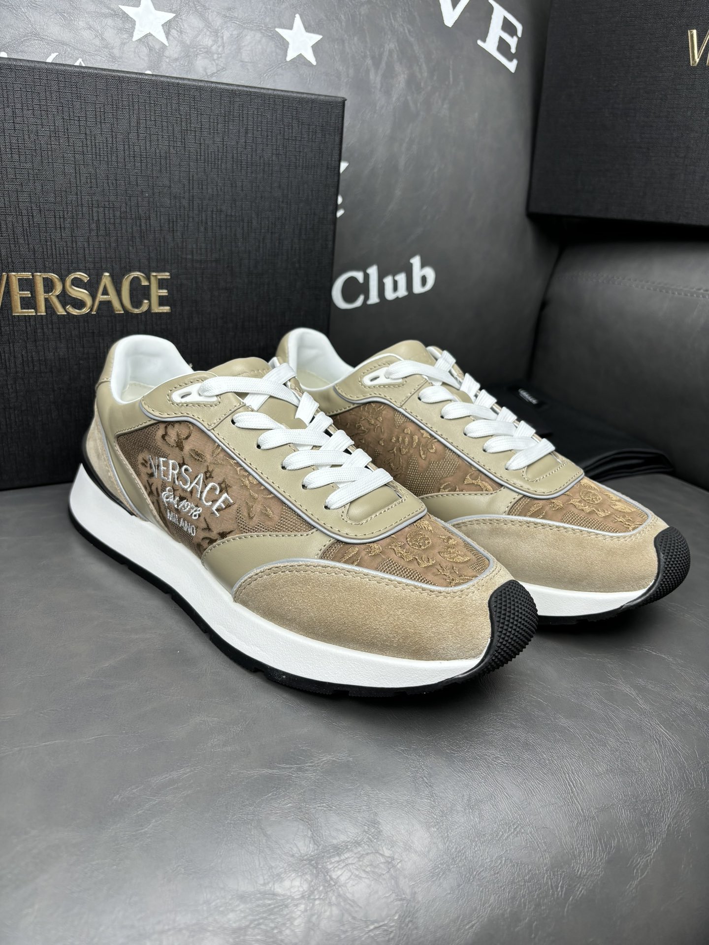 [Primavera y verano nuevo] VERSACE / Versace Hombres Versace Milano 39-44 38.45 personalizado