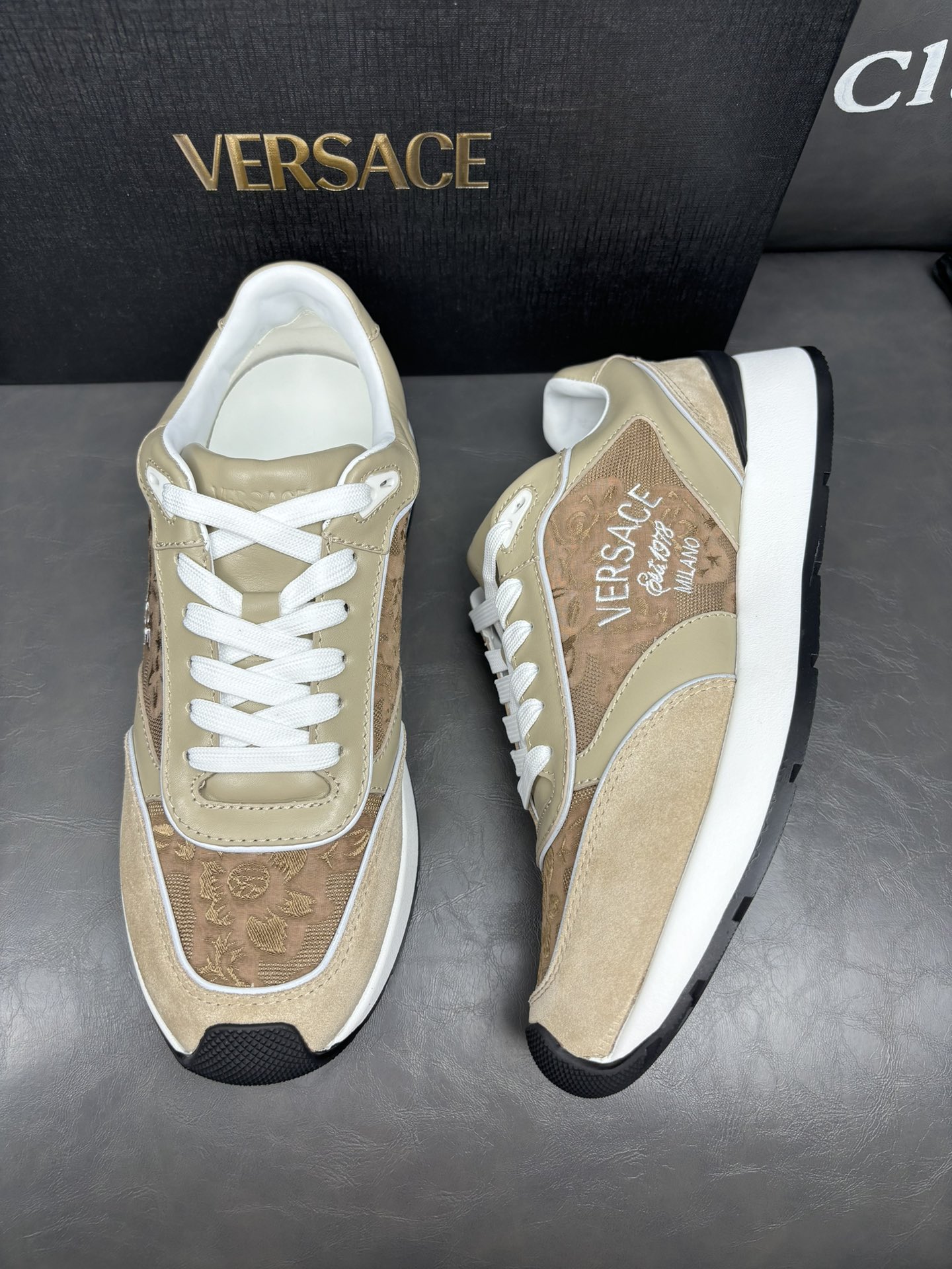 [Primavera y verano nuevo] VERSACE / Versace Hombres Versace Milano 39-44 38.45 personalizado