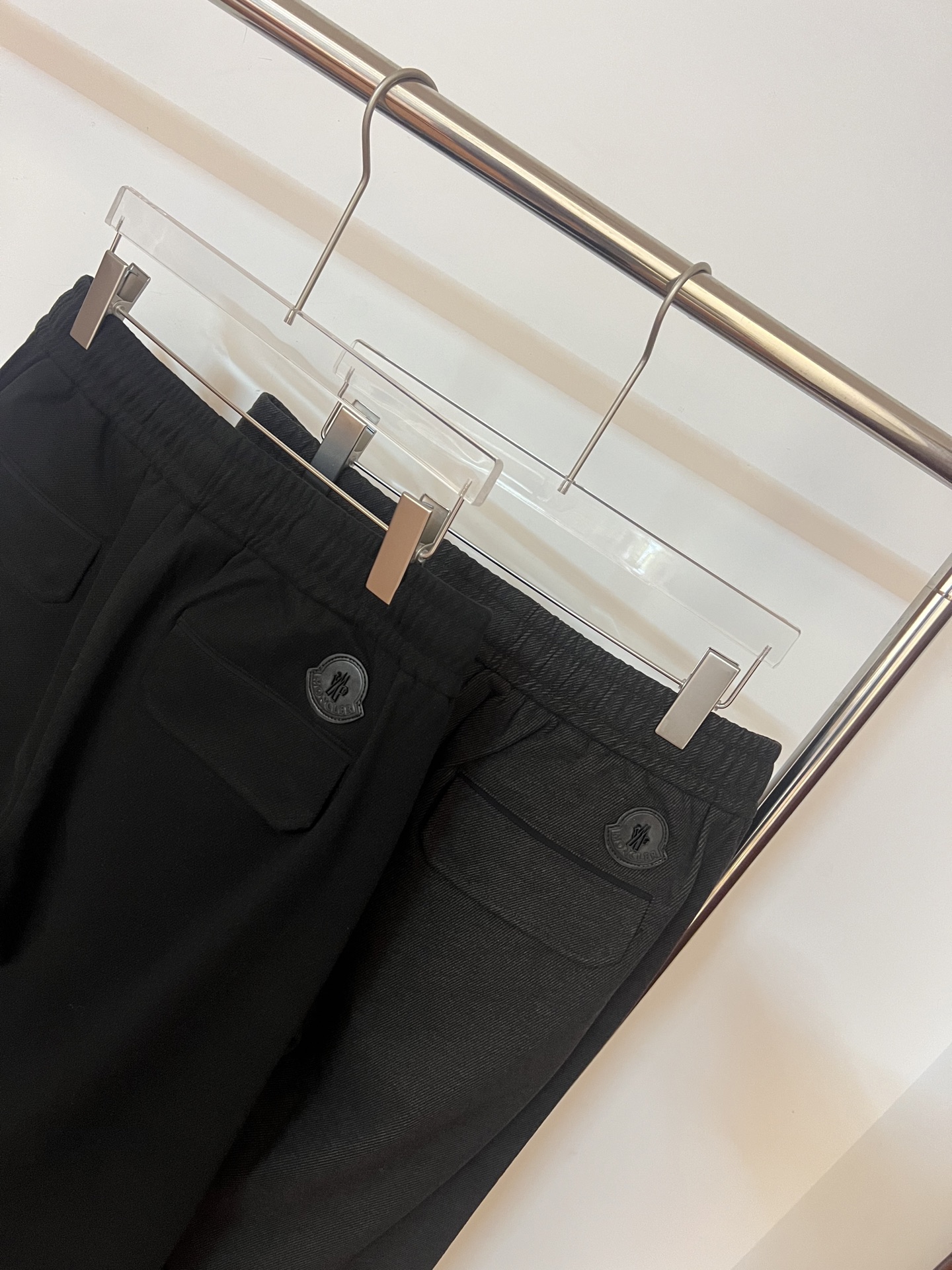 Moncler (加厚薄绒)冬季新款聚酯纤维面料+薄绒卫裤 黑色 啡色 S. M. L. XL. XXL