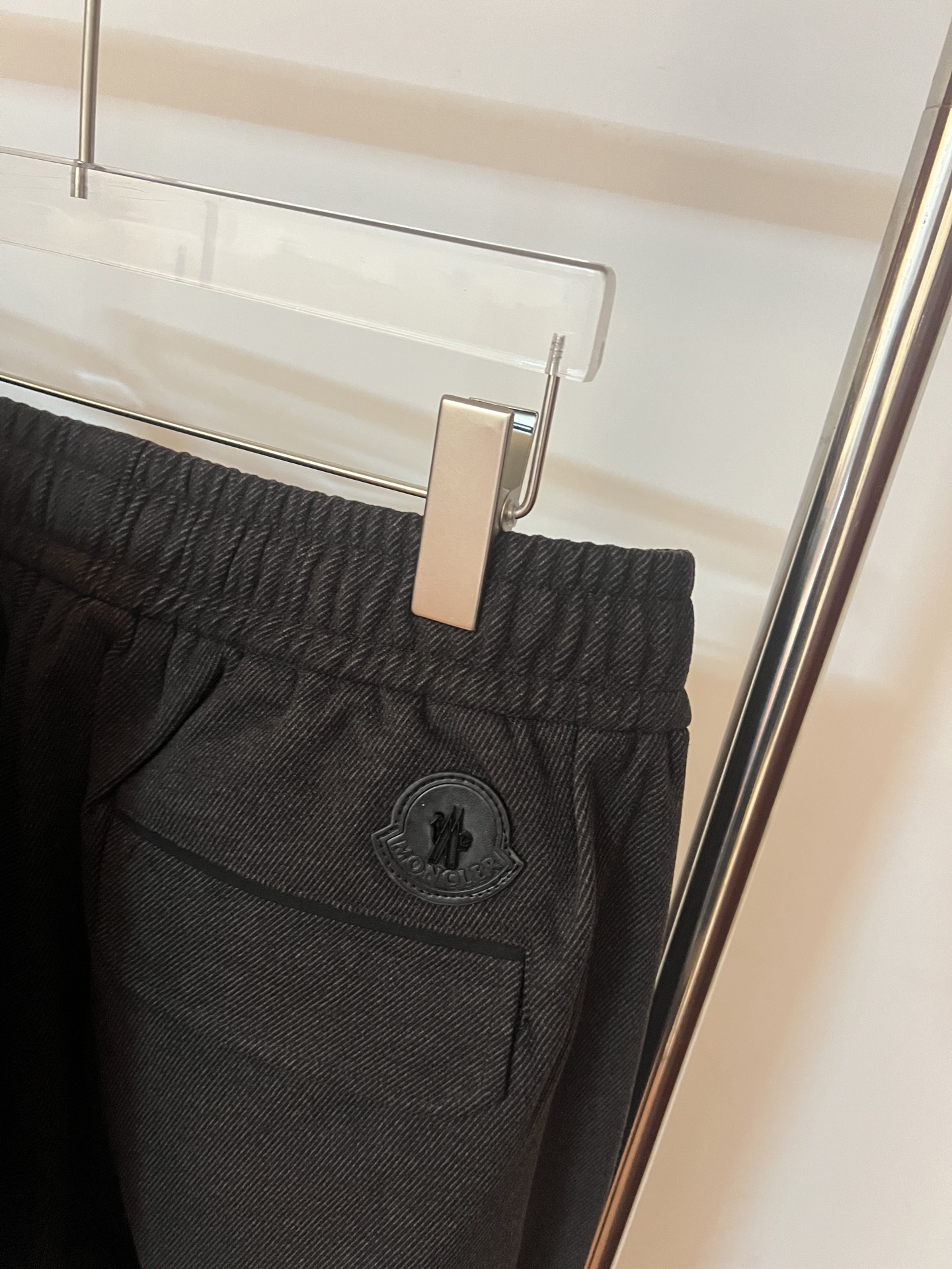 Moncler (加厚薄绒)冬季新款聚酯纤维面料+薄绒卫裤 黑色 啡色 S. M. L. XL. XXL