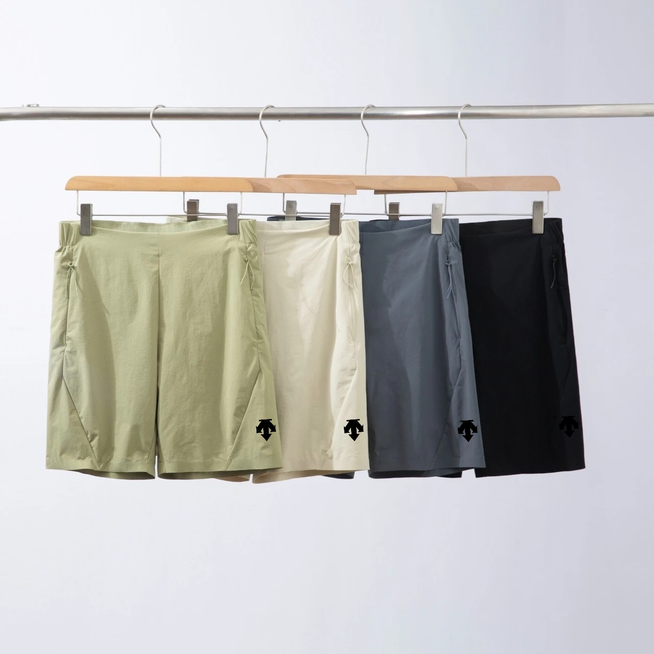 Alternative view of Shorts 03903