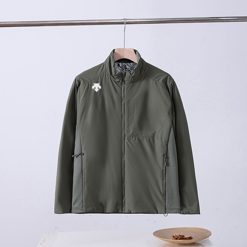 供💰200
NS迪桑特轻量化棉衣
颜色:黑色，白色，绿色，
尺码M-3XL