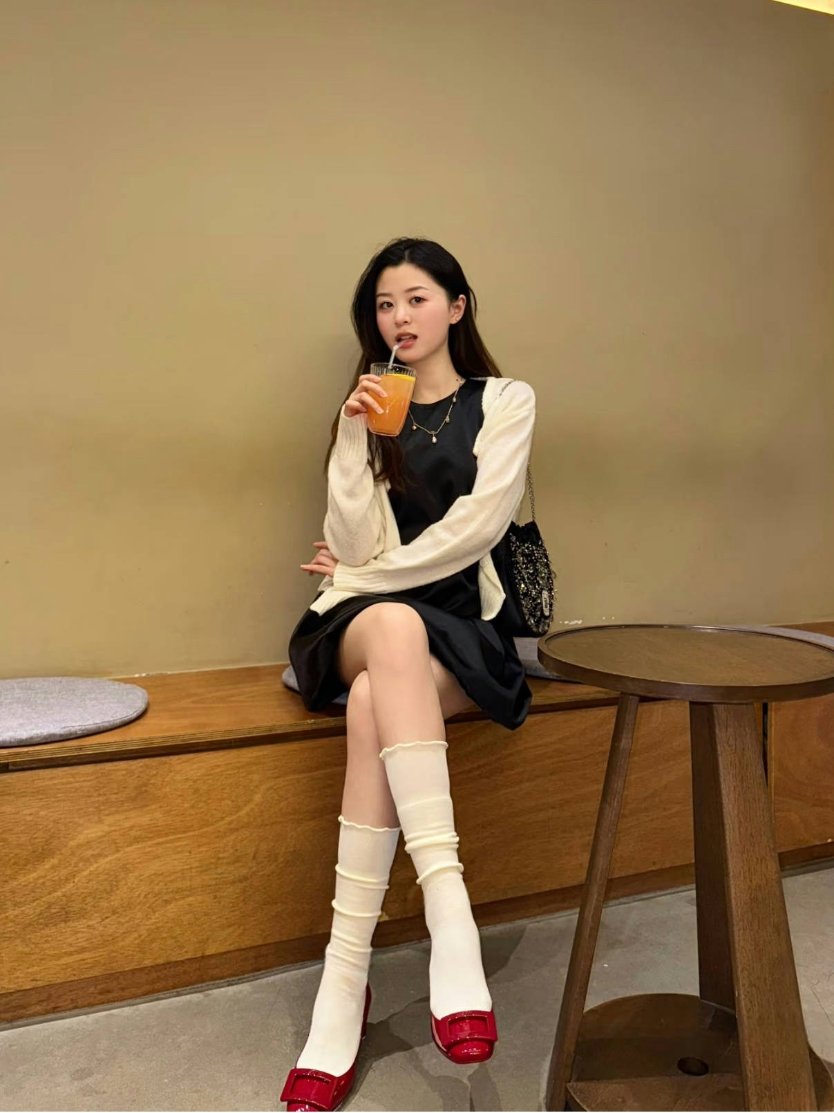 NO:240609,The same style as Korean star Huang Lizhi, which can be sweet or salty, must-have for this year, single shoes19860909韩星黄礼志同款可甜可咸今年必入的YYDS,单鞋,Women's Shoes