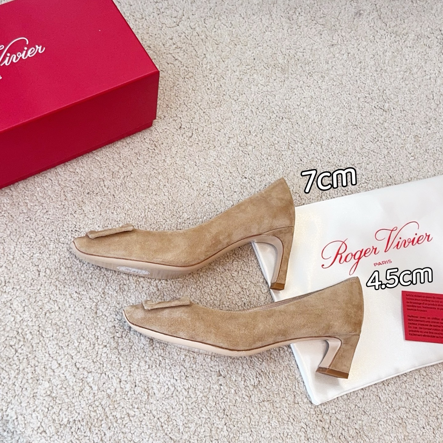 Roger Vivier RV新品绒面Trompette细高跟鞋