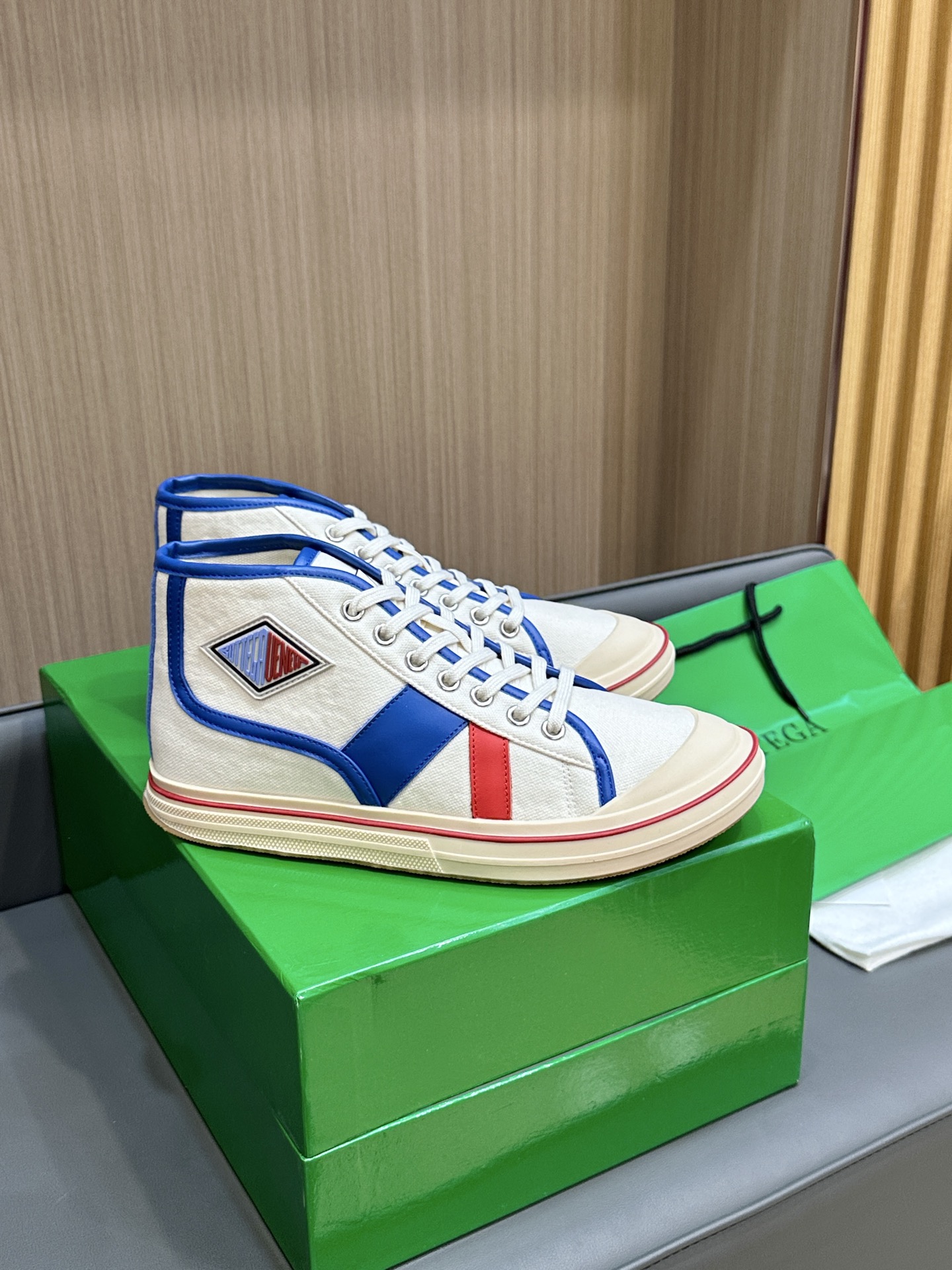 [Bottega Veneta Men