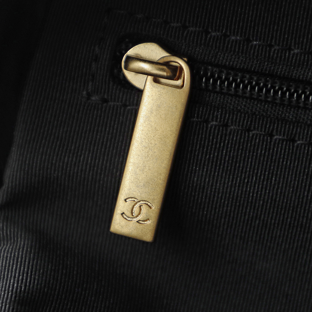 25A走秀款 皺漆牛皮保齡球小號鑒定版👜C-2180
一包一碼 支持全球鑒定查驗身份證原廠專G
Bonaudo皮料過關清單資料可査詢