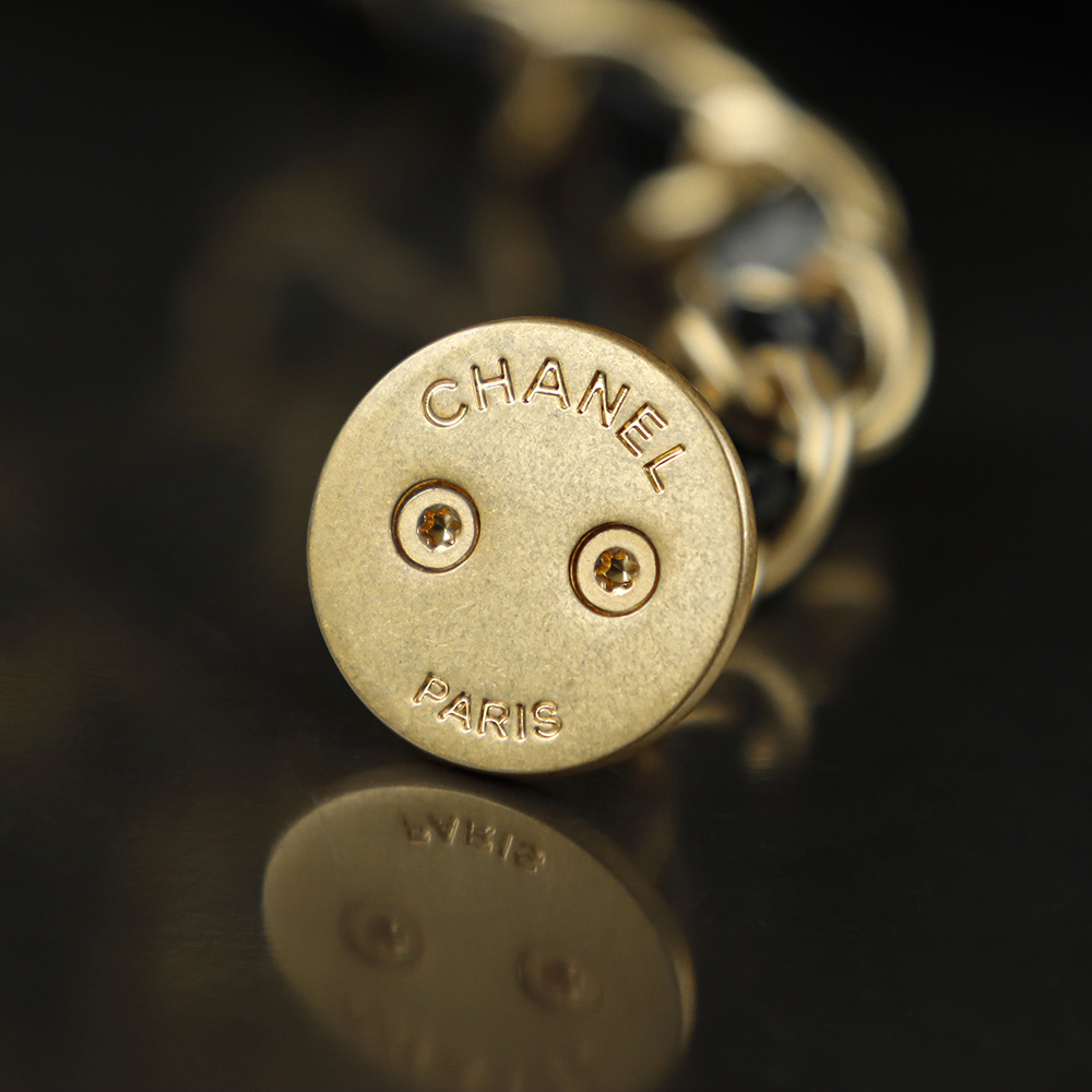 25A走秀款 皺漆牛皮保齡球小號鑒定版👜C-2180
一包一碼 支持全球鑒定查驗身份證原廠專G
Bonaudo皮料過關清單資料可査詢