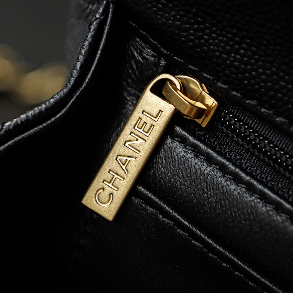 25B 手柄CF MINI小號鑒定版👜C-1780
一包一碼 支持全球鑒定查驗身份證原廠專G
Hass皮料過關清單資料可査詢