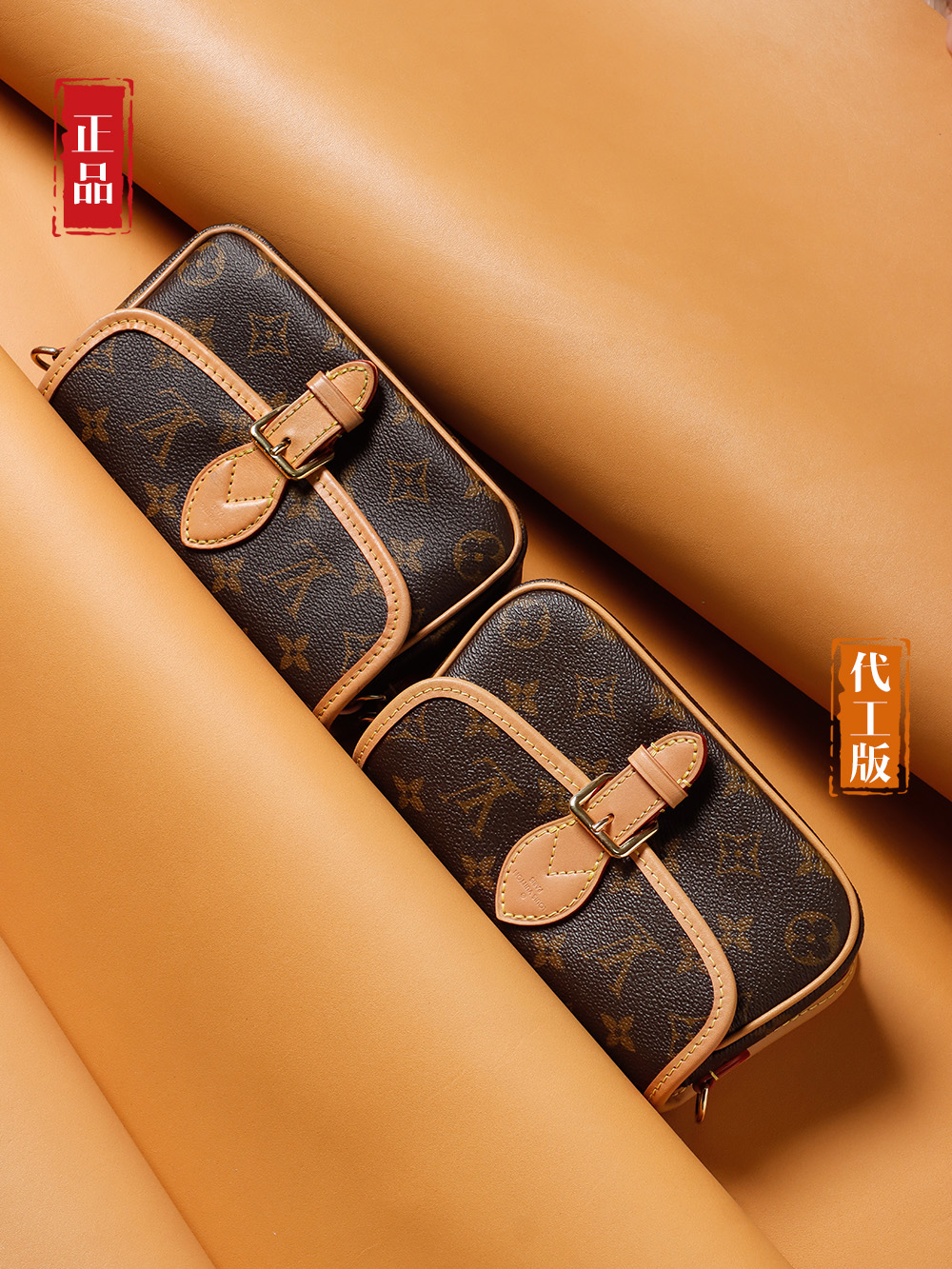 Premium Leather Handbag with Classic Design