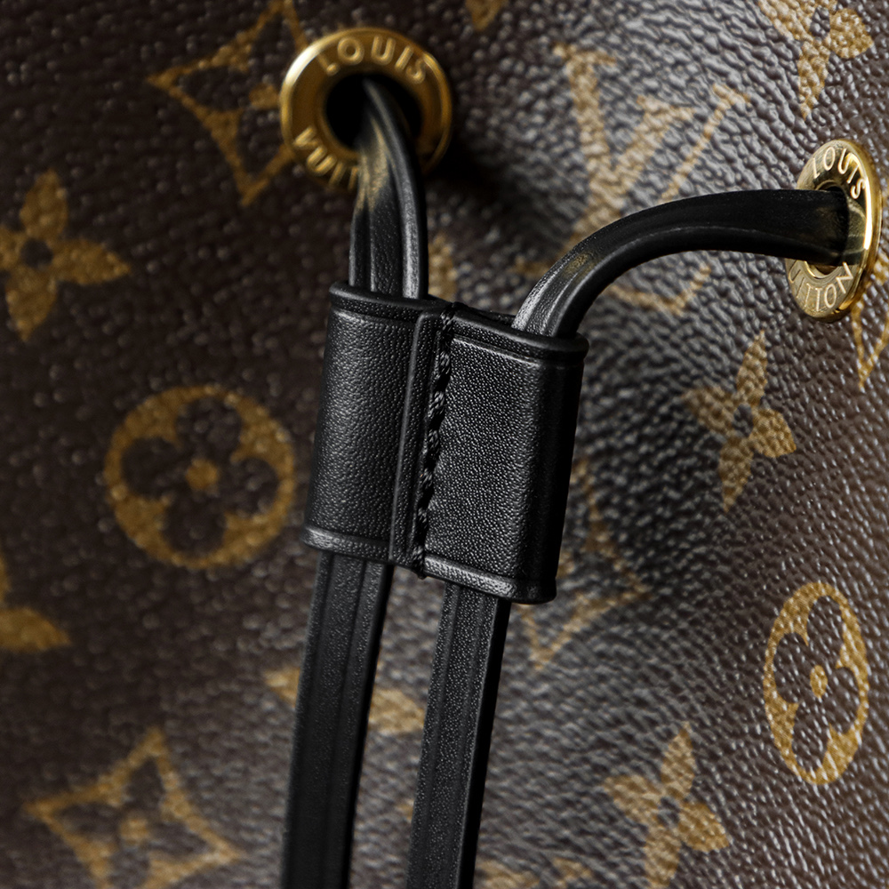 Louis Vuitton NéoNoé Medium Bucket Bag M44020
