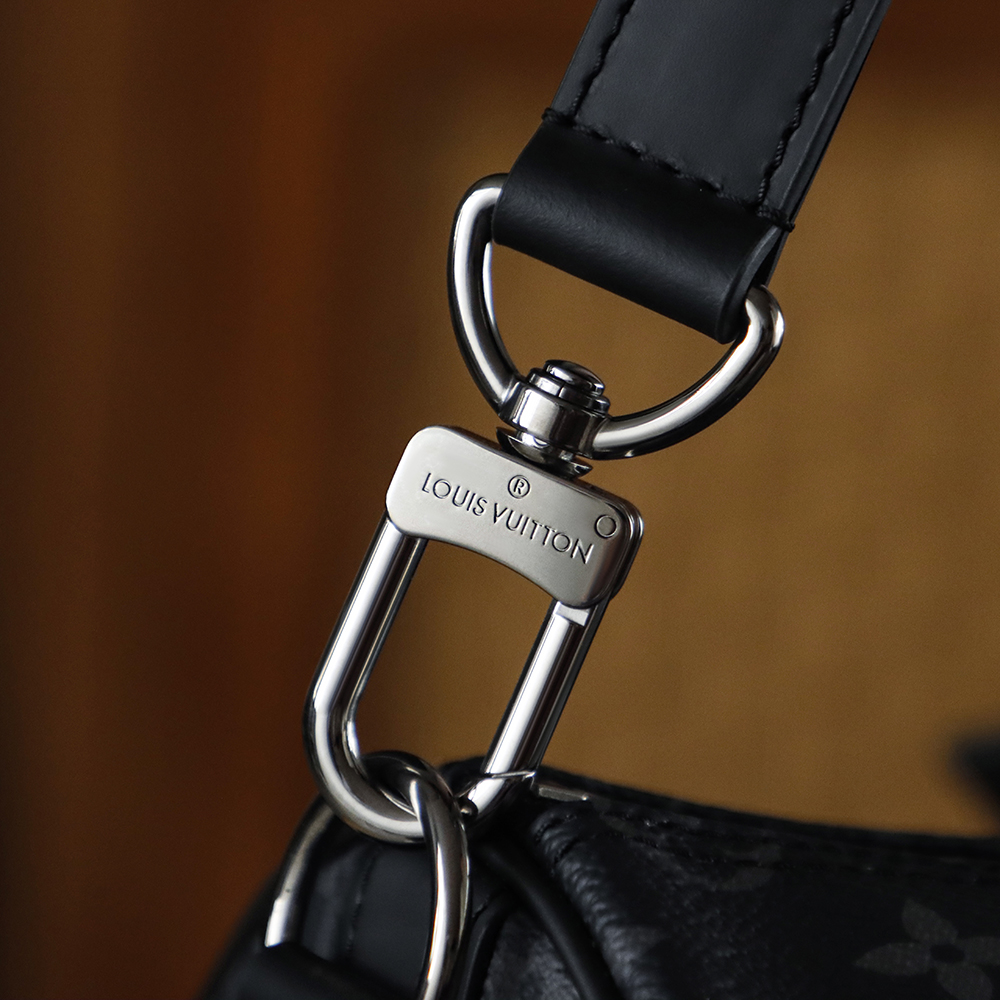 Louis Vuitton Keepall 50 Duffel Bag M14202 – Iconic Travel Companion