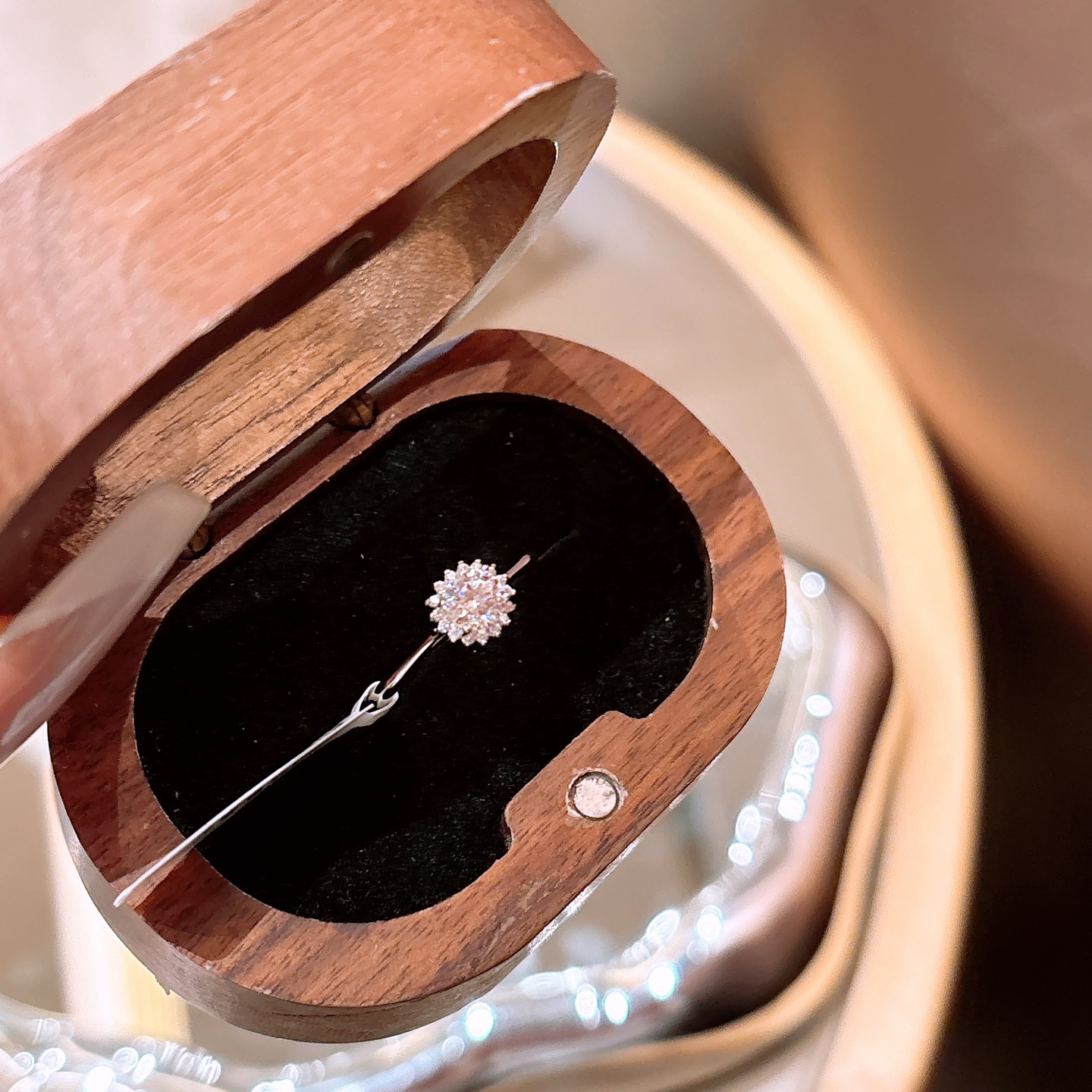 Fine Silver Moissanite Ring Lively New Year Gold