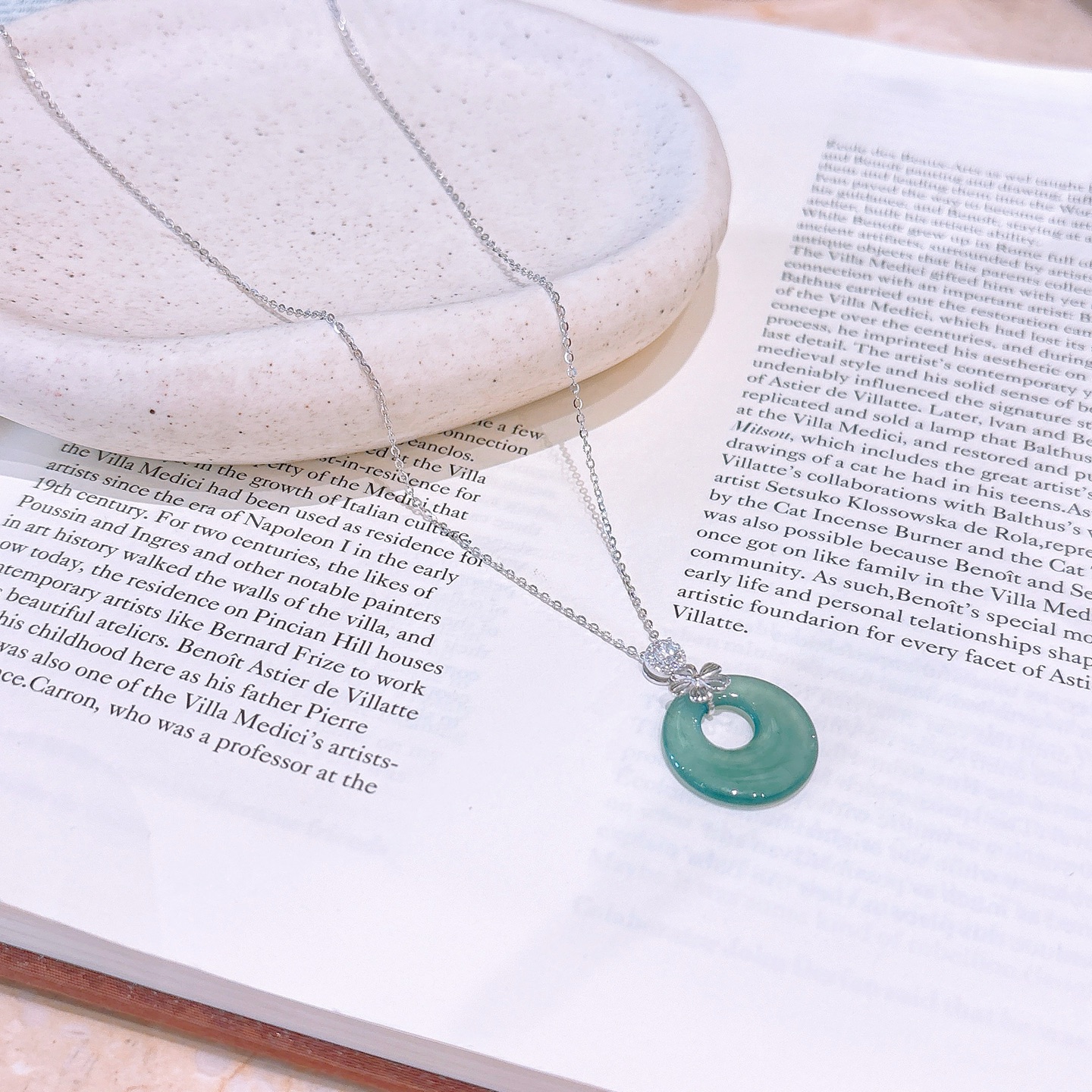 Low Allergy Silver Jadeite Necklace Ultra Minimal Graduation Silver