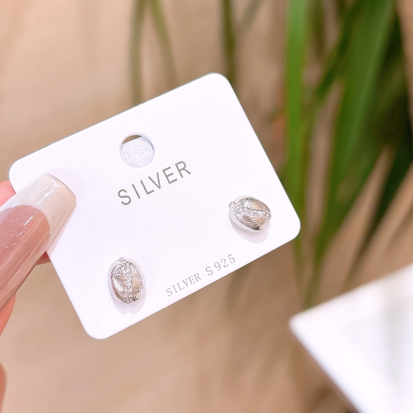 知性的アレルギー対応シルバーイヤリングゴールド ギフト