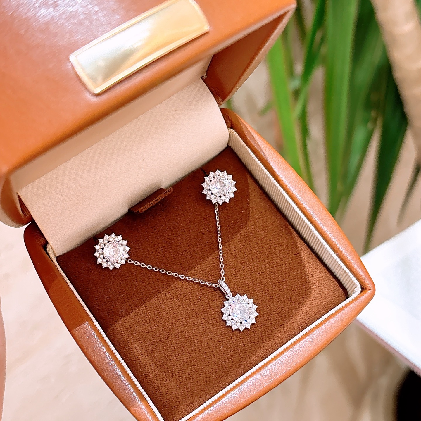 Nickel Free Silver Earrings & Necklace Set Sweet & Cool Wedding Gold