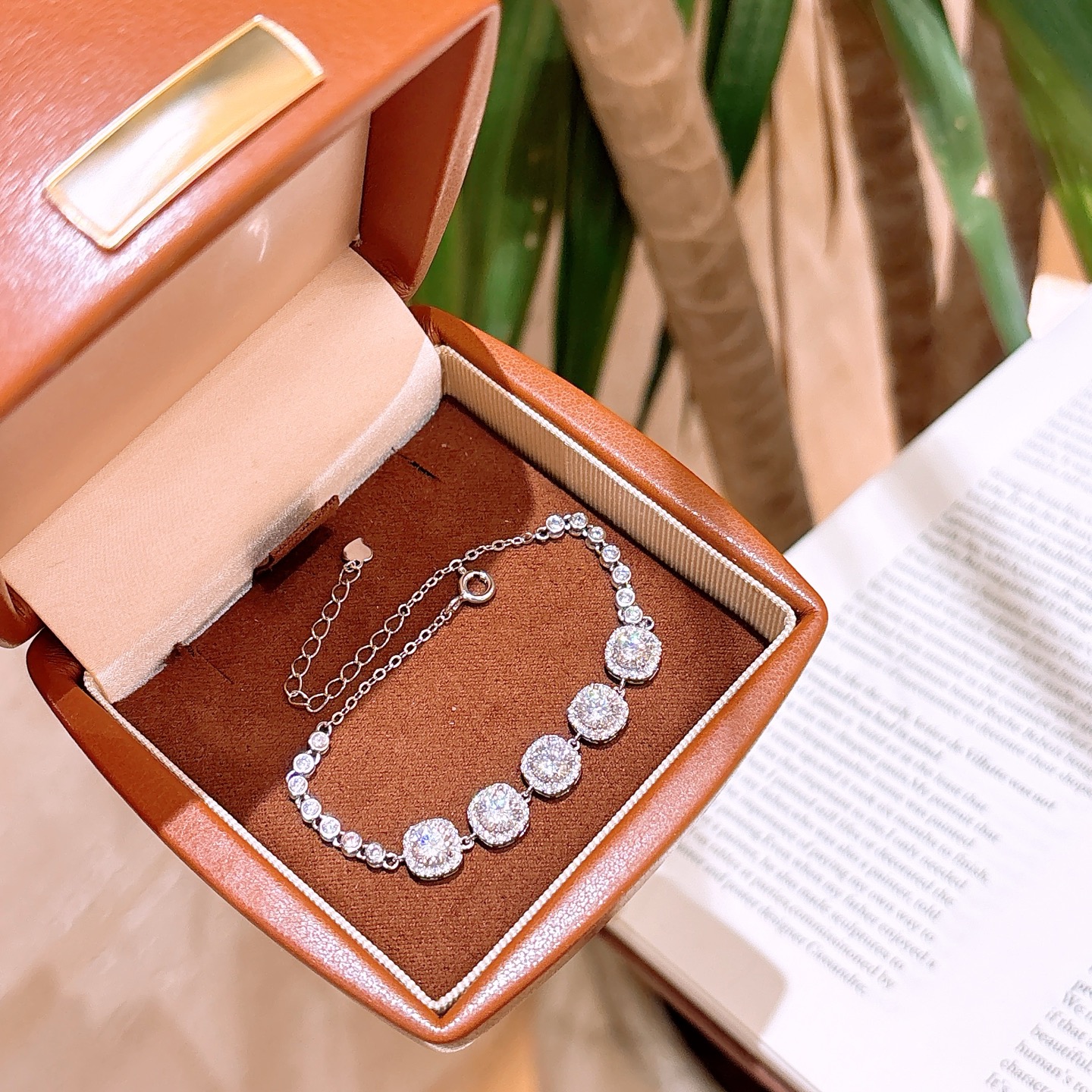 Fine Silver Moissanite Bracelet Elegant Graduation Gold