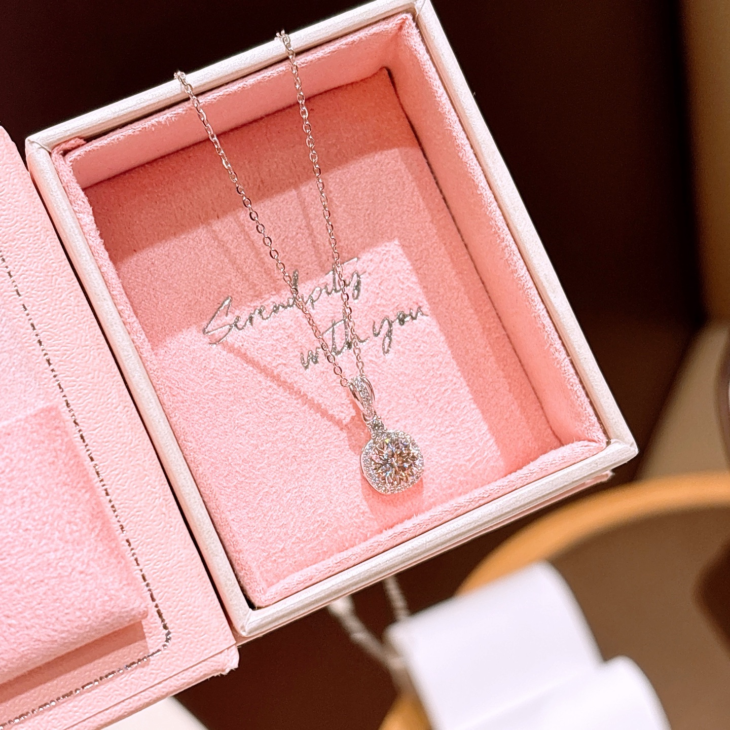 Hypoallergenic Silver Moissanite Necklace Chic Housewarming Silver