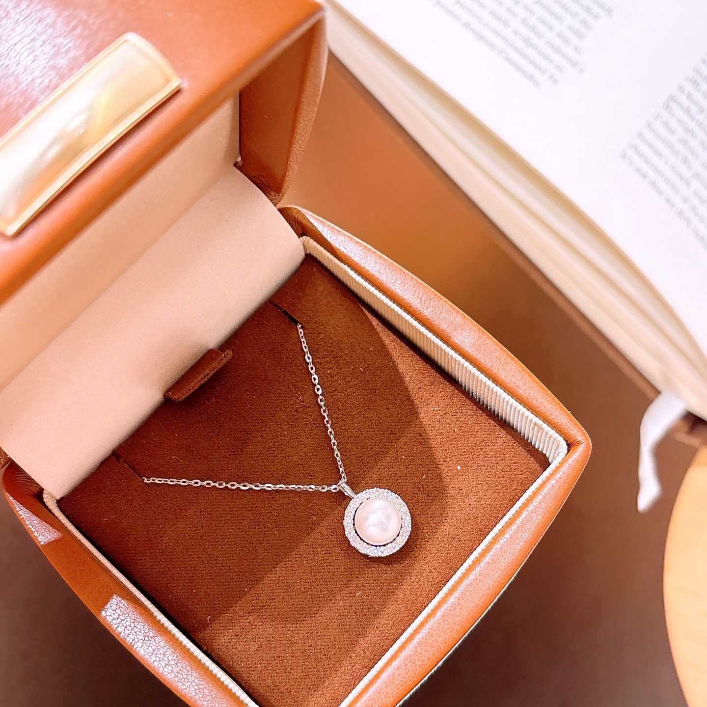 High Polish Silver Moissanite Necklace Lively Annual Party Gold