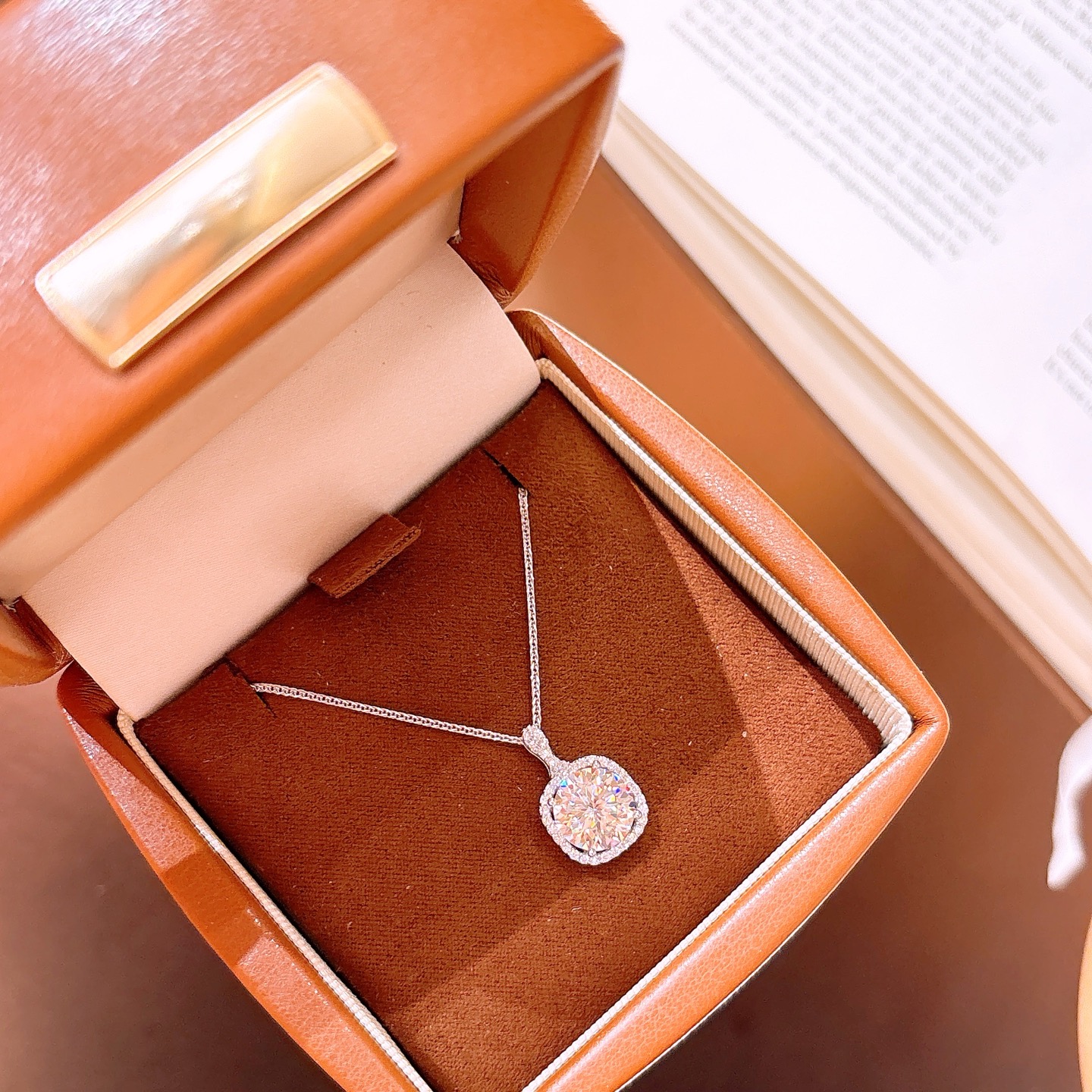 Hypoallergenic Silver Moissanite Necklace French Engagement Silver