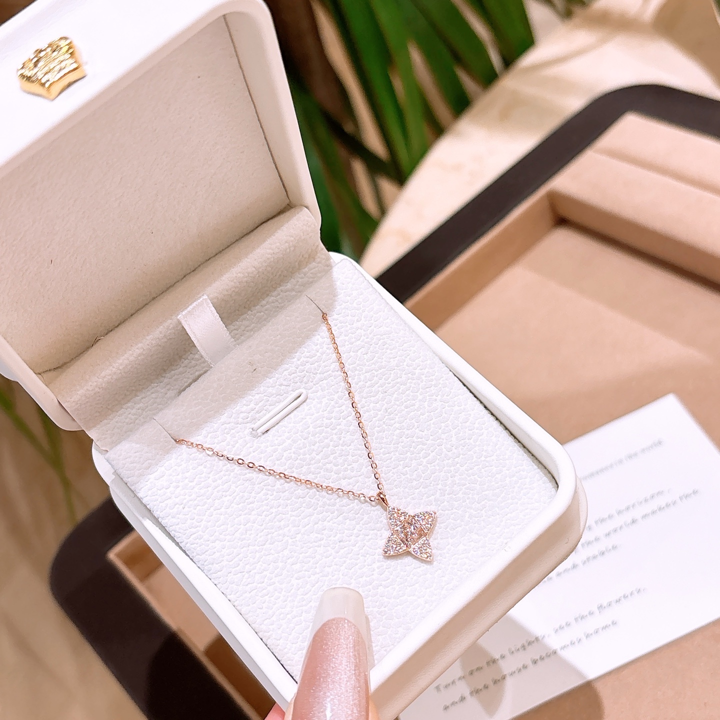 繊細純銀ネックレスシルバー 告白