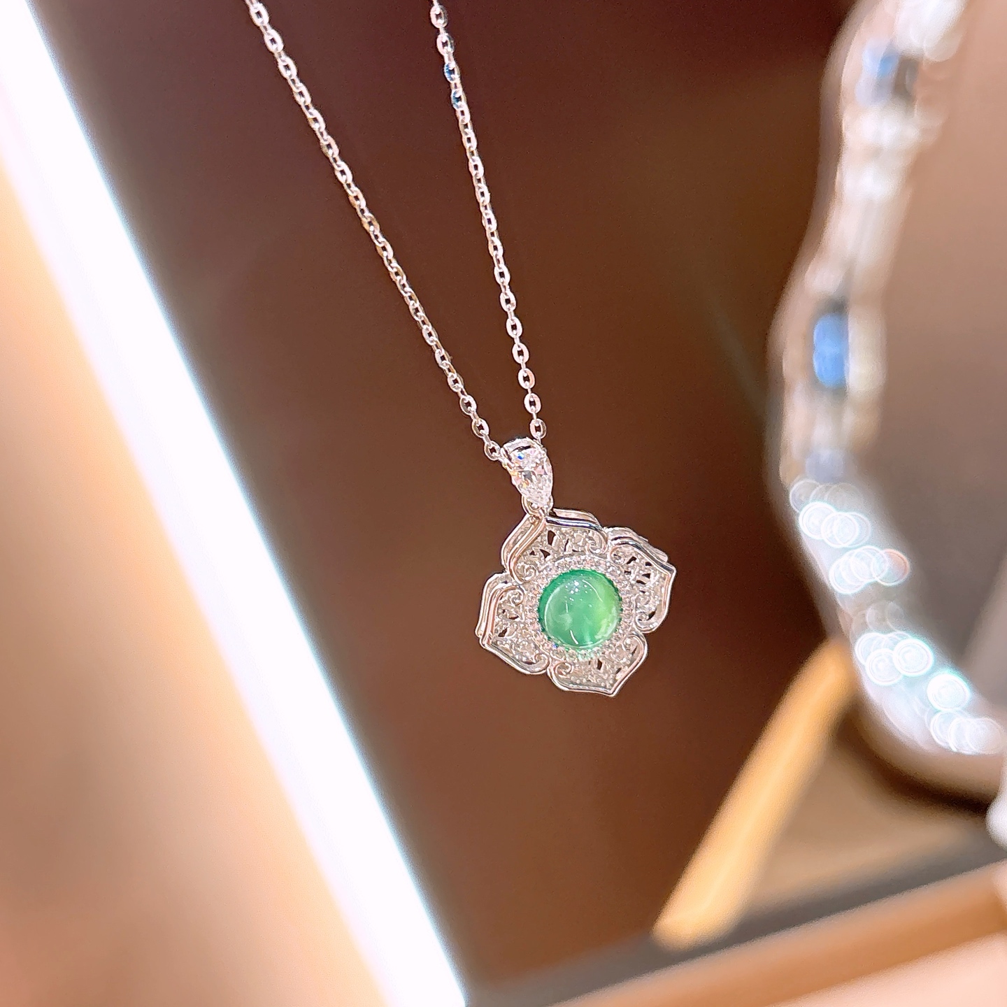 高級感925シルバーネックレスゴールド 先生の日