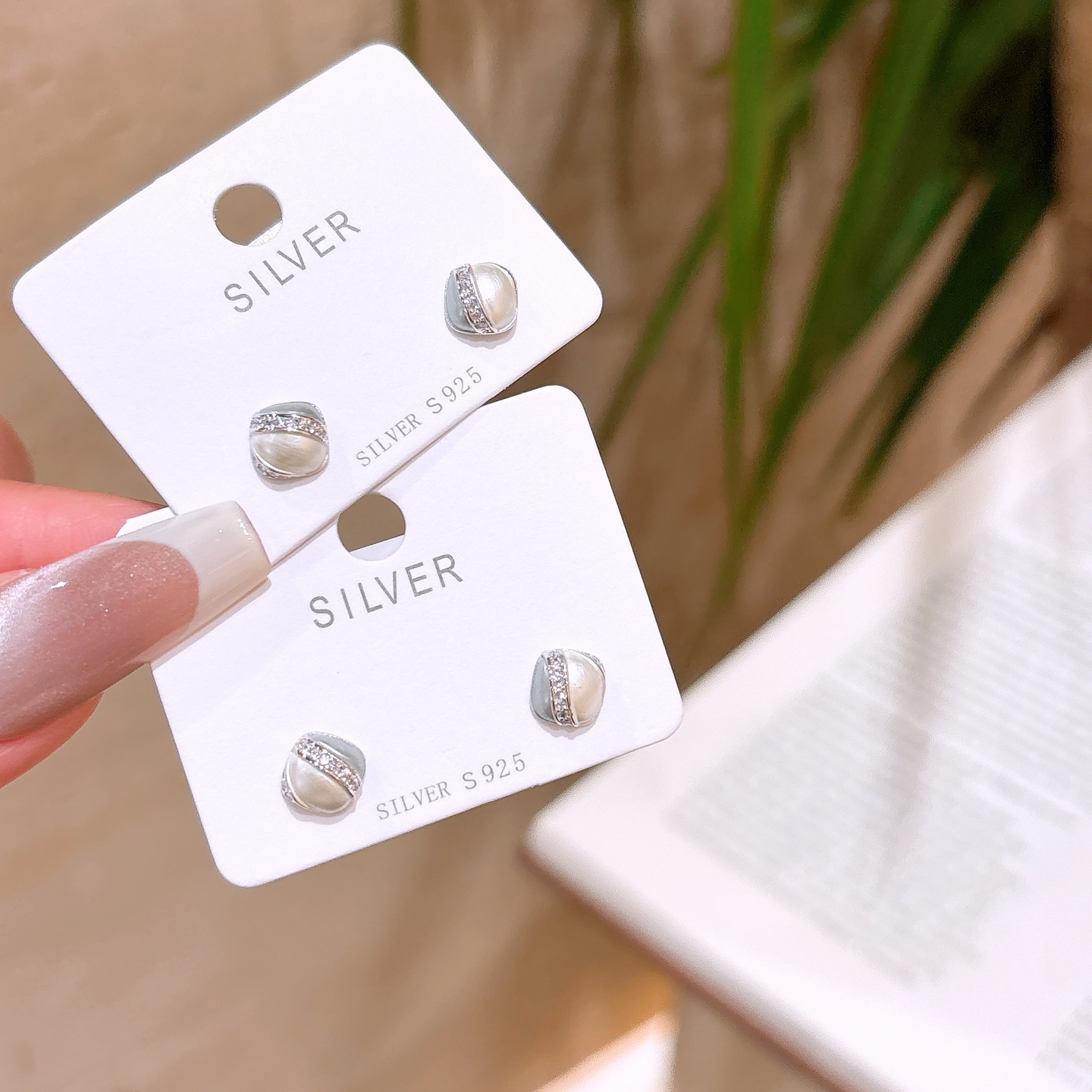 シックアレルギー対応シルバーイヤリングシルバー 先生の日