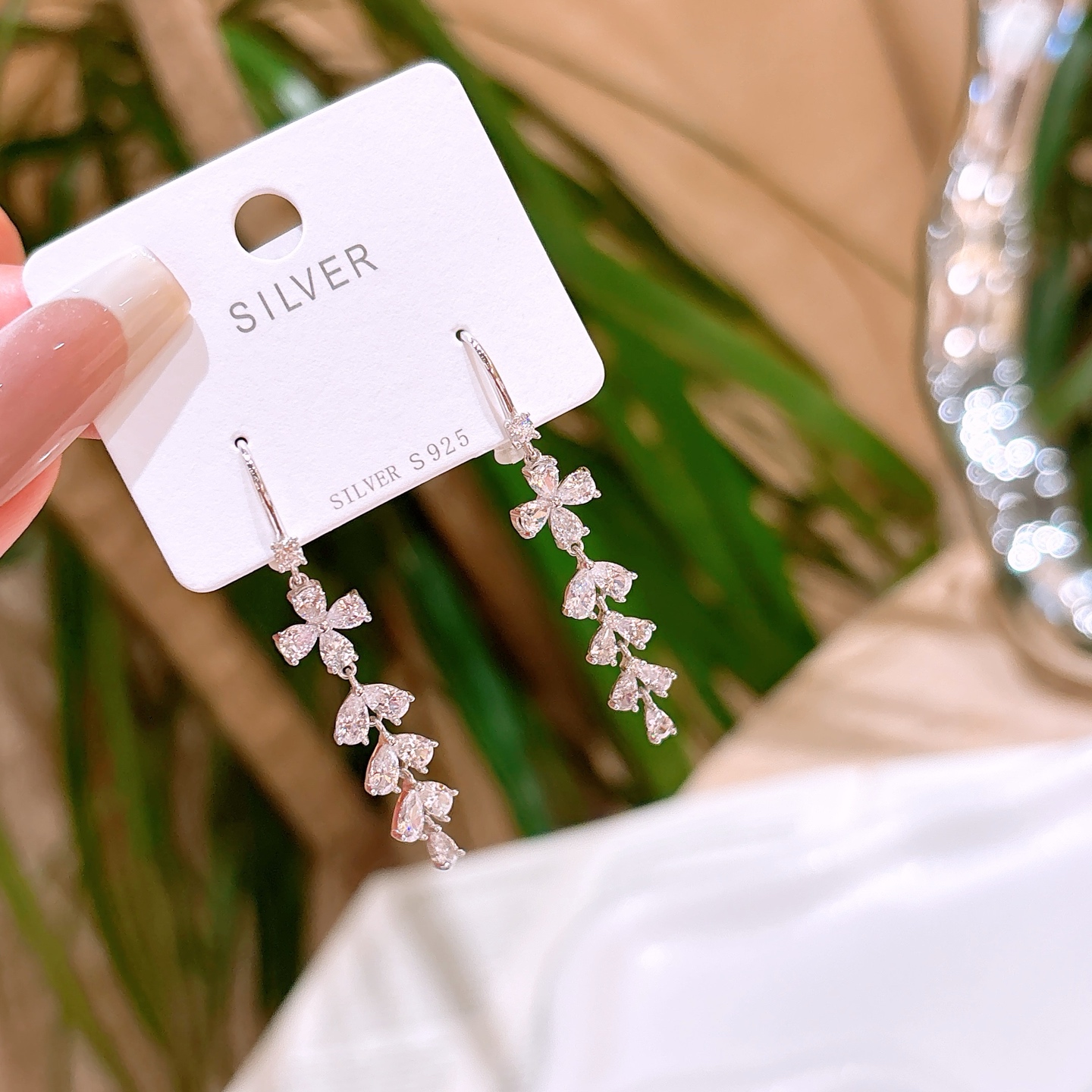 ミニマル低アレルギー銀ドロップ＆スレッドイヤリングシルバー 旅行