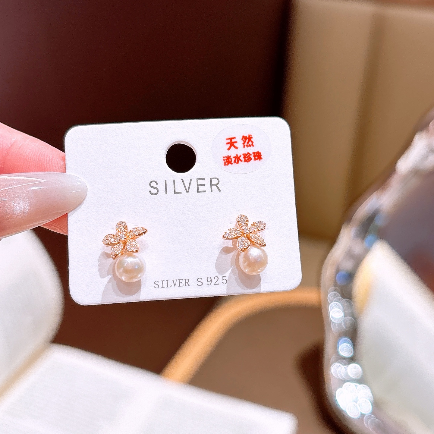 Solid Silver Freshwater Pearl Studs Intellectual Travel Silver