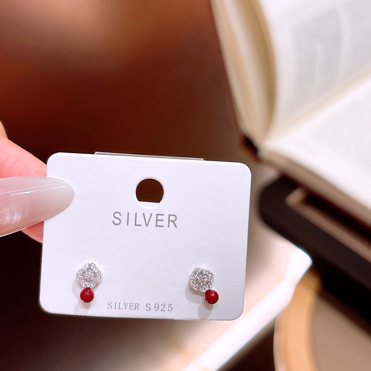 ミニマル低アレルギー銀イヤリングシルバー 自分へのご褒美