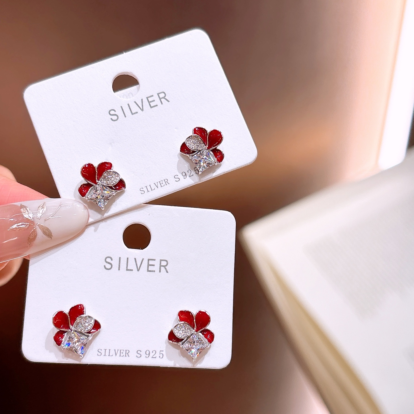 高級感ファインシルバーイヤリングシルバー 告白