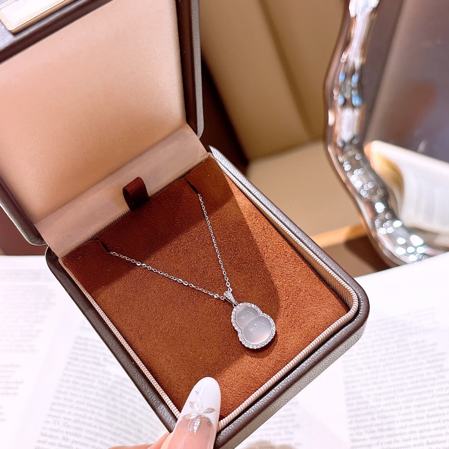 ミニマルアレルギー対応シルバーネックレスゴールド 職場