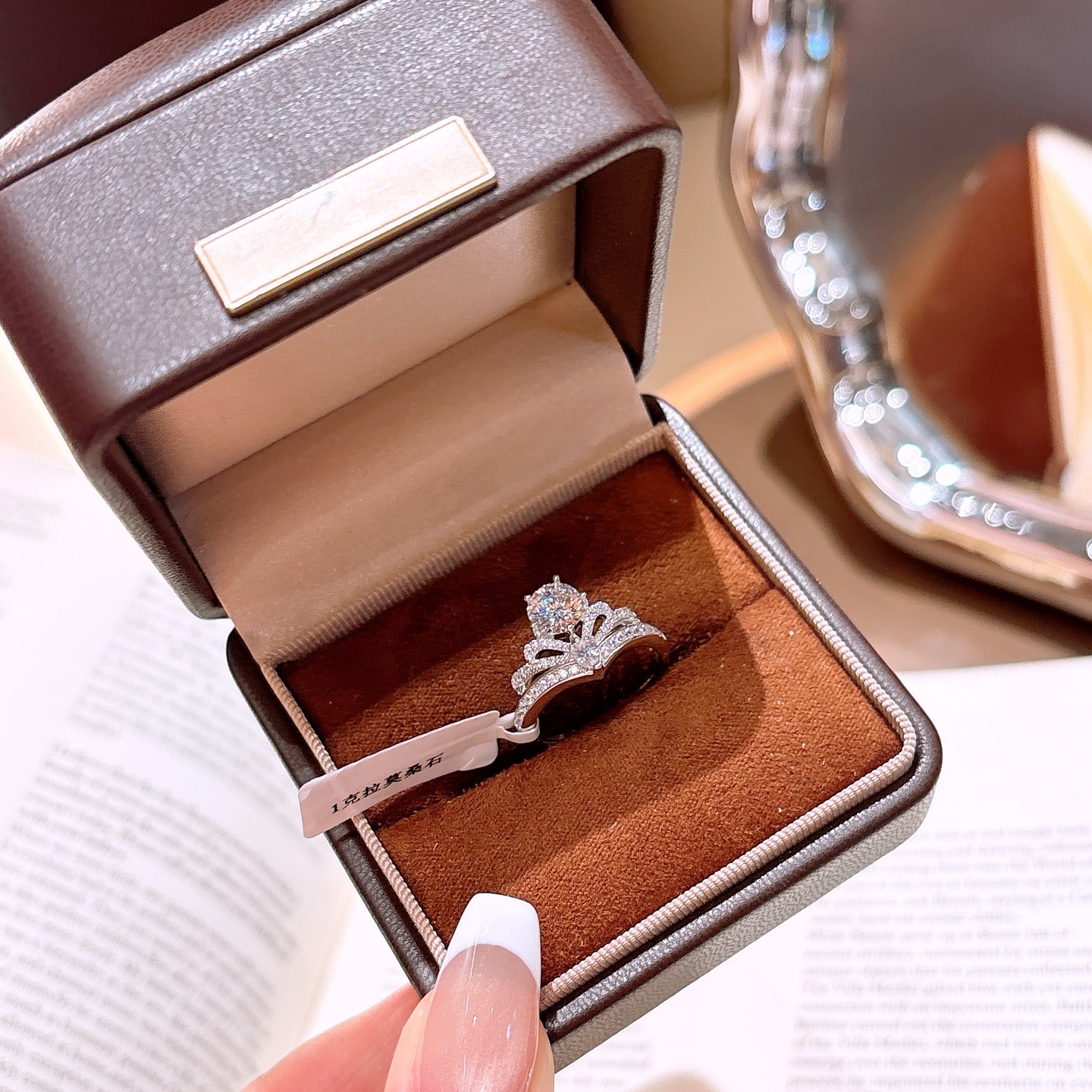 ロマンチック純銀モアッサナイトリングシルバー 年次パーティー