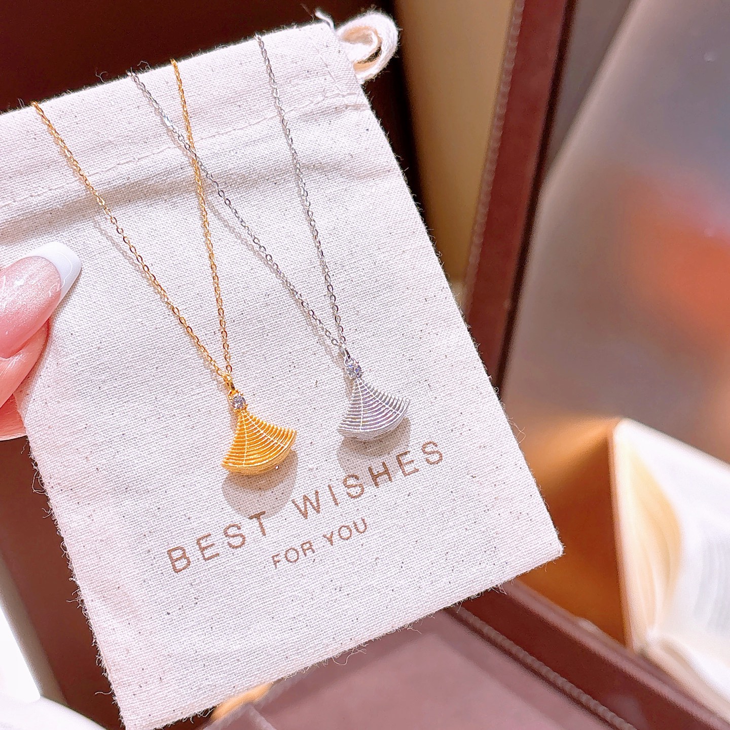 ミニマル高品質シルバーネックレスシルバー 新築祝い