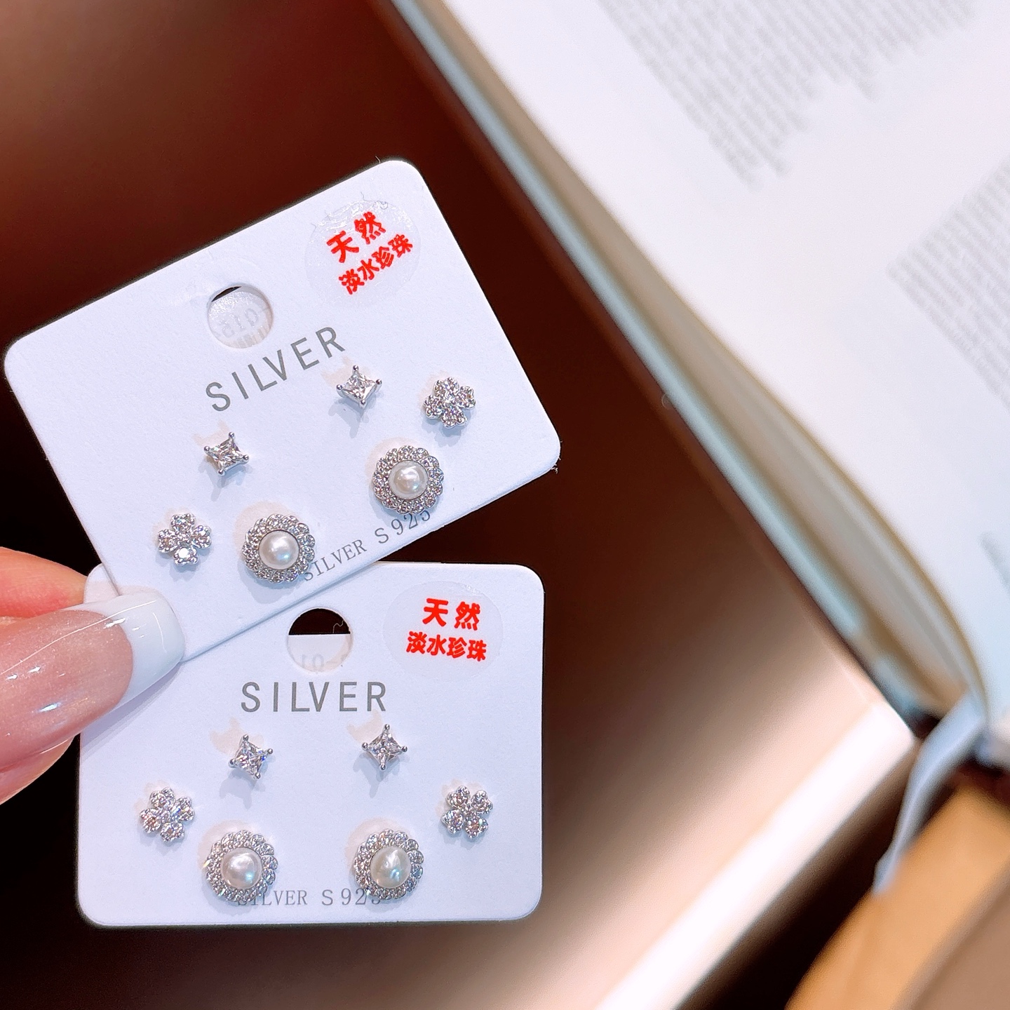 高級感純銀イヤリングゴールド 職場