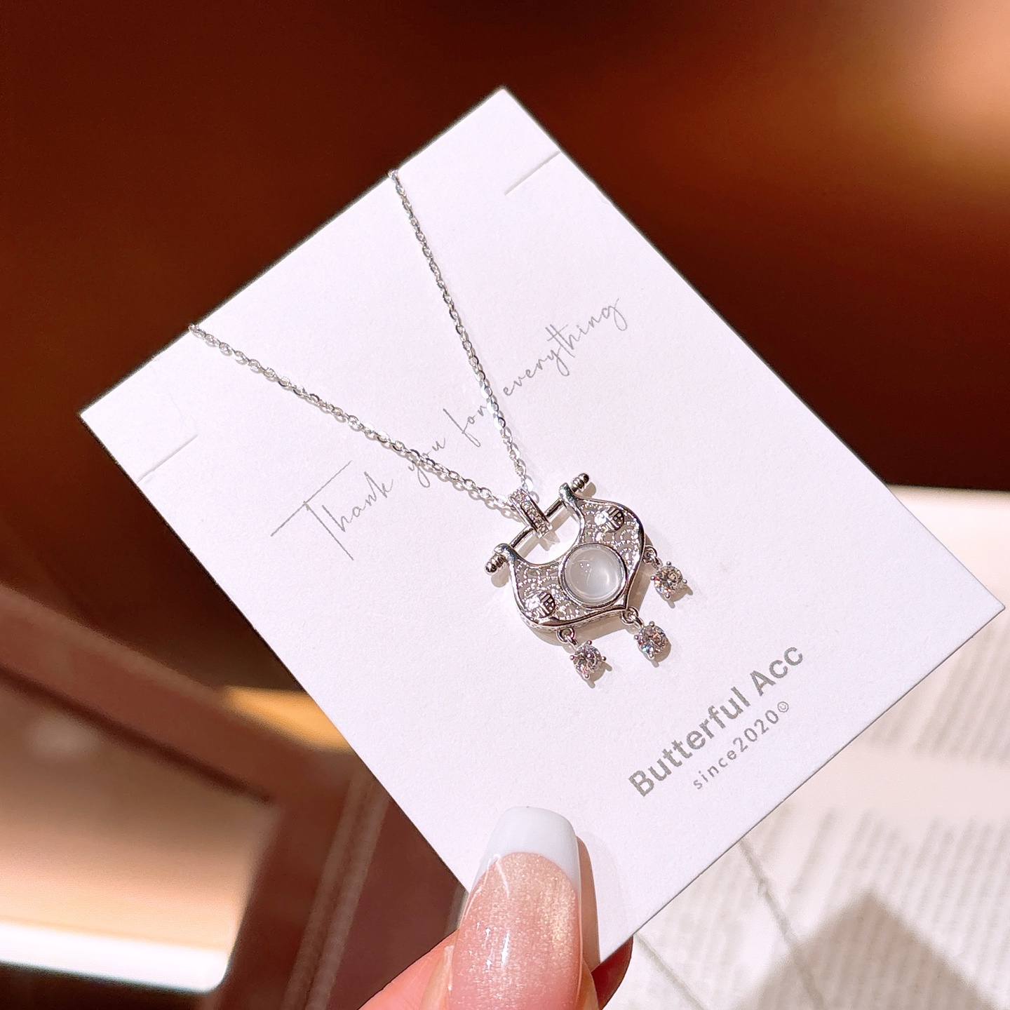 ユニークニッケル無添加銀ネックレスゴールド 親友へのプレゼント