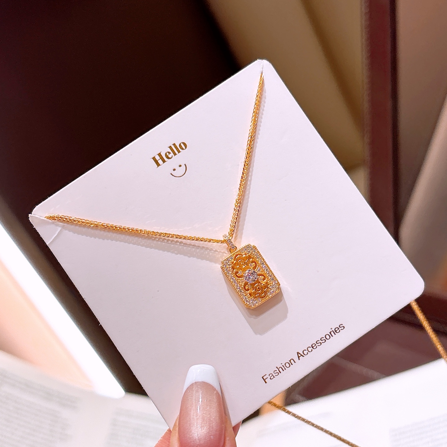 高級感純銀ネックレスゴールド 日常使い