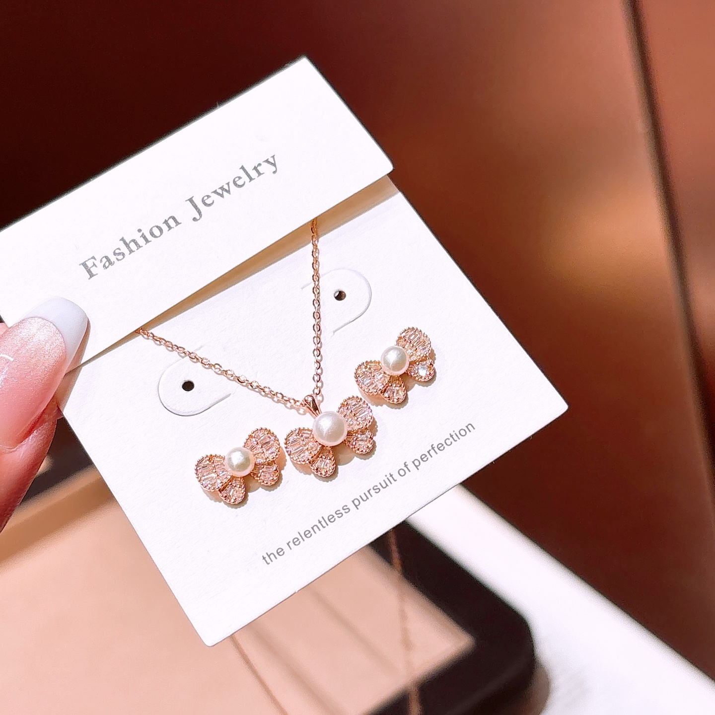 ガーリー低アレルギー銀ドロップ＆スレッドイヤリングシルバー 新築祝い