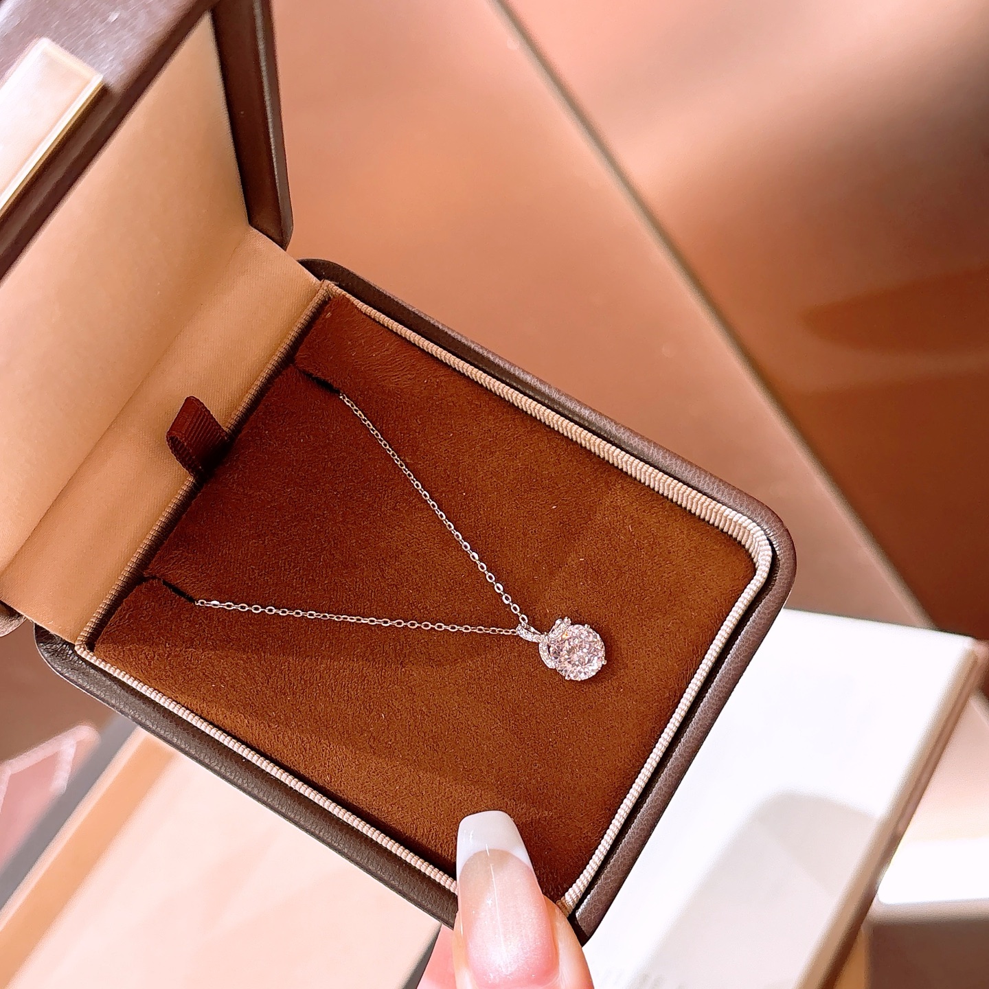 軽やかファインシルバーネックレスシルバー 先生の日