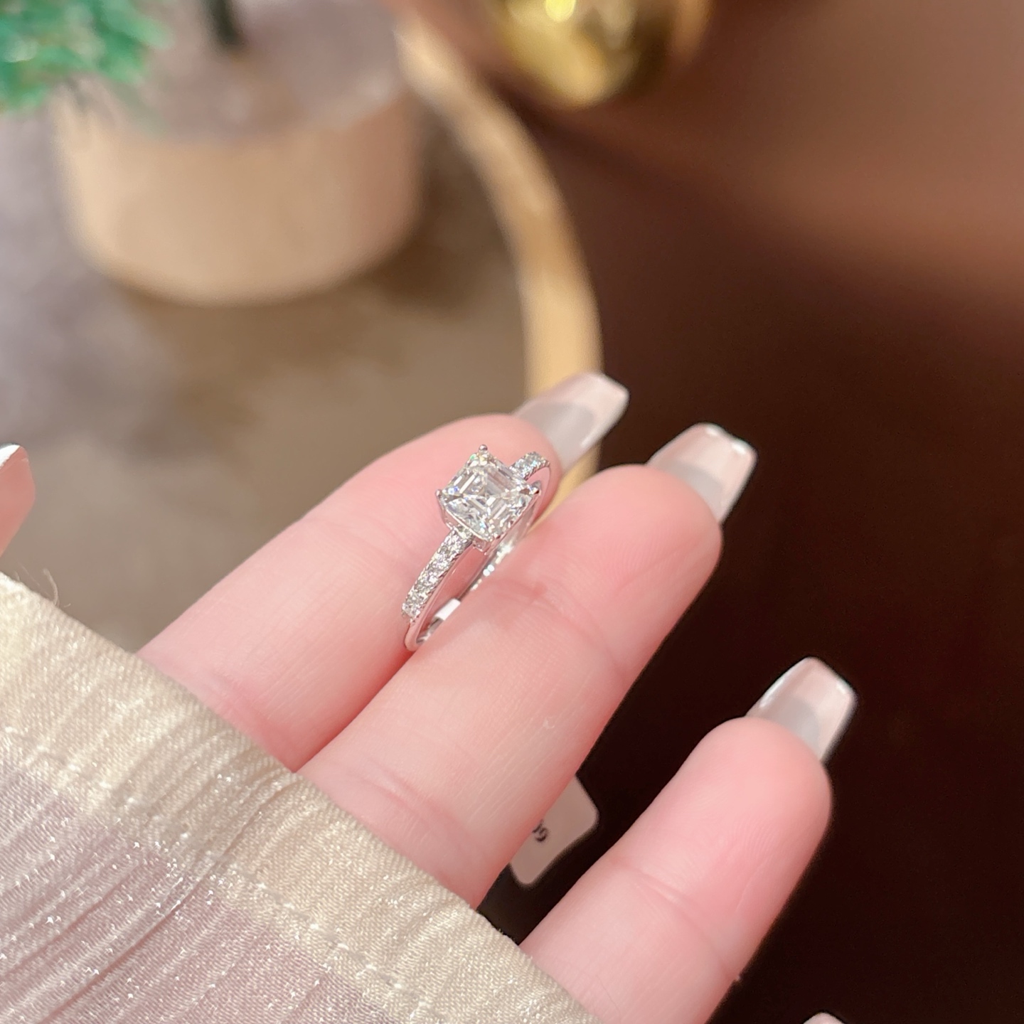 Low Allergy Silver Moissanite Ring Precision Party Gold