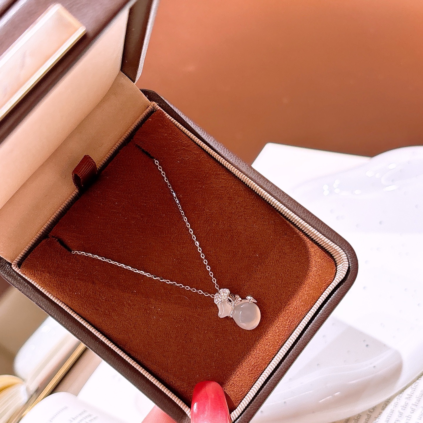 優しい純銀ネックレスゴールド 新年