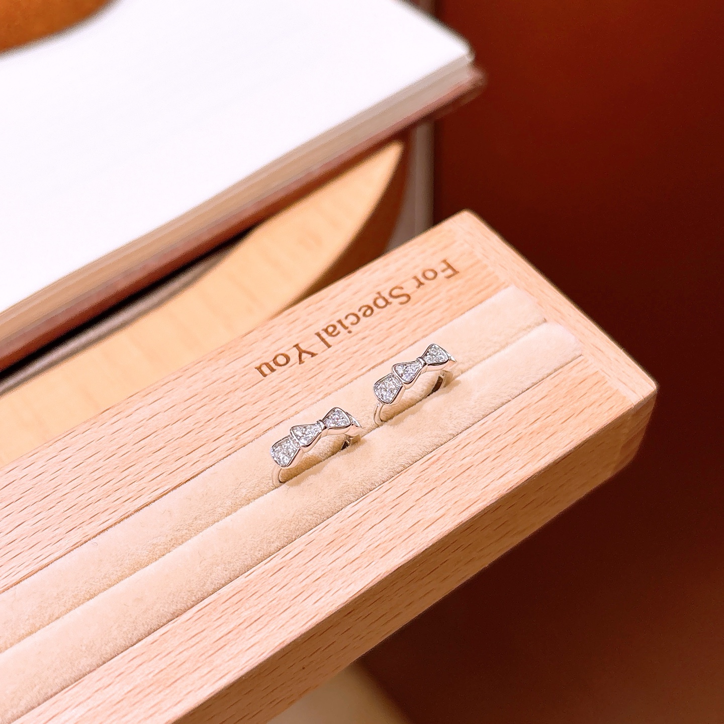 ラグジュアリーアレルギー対応シルバーイヤーカフシルバー バレンタインデー