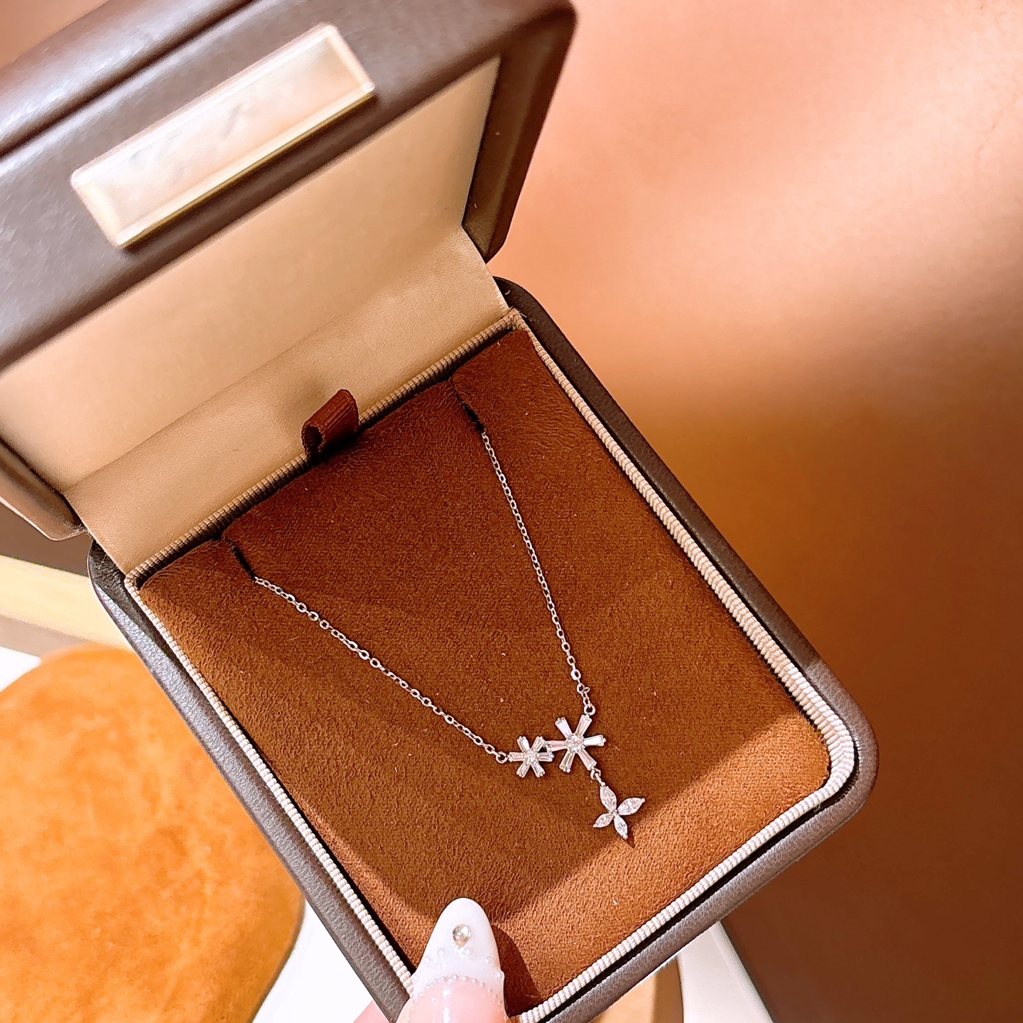 高級感アレルギー対応シルバーネックレスゴールド 旅行