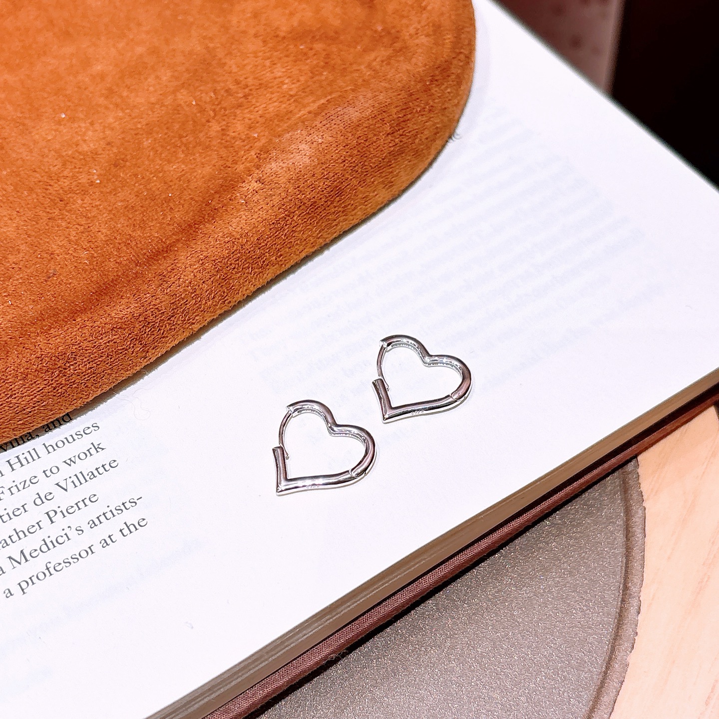 ファッションアレルギー対応シルバーイヤーカフシルバー 先生の日