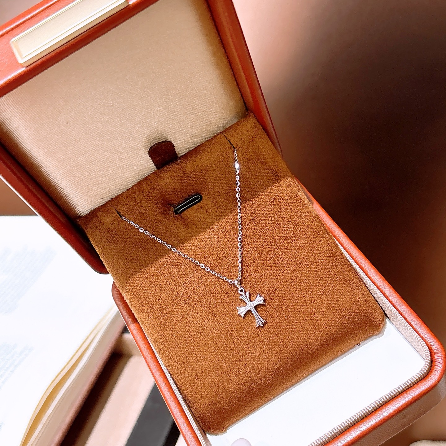 優しいアレルギー対応シルバーネックレスゴールド 婚約