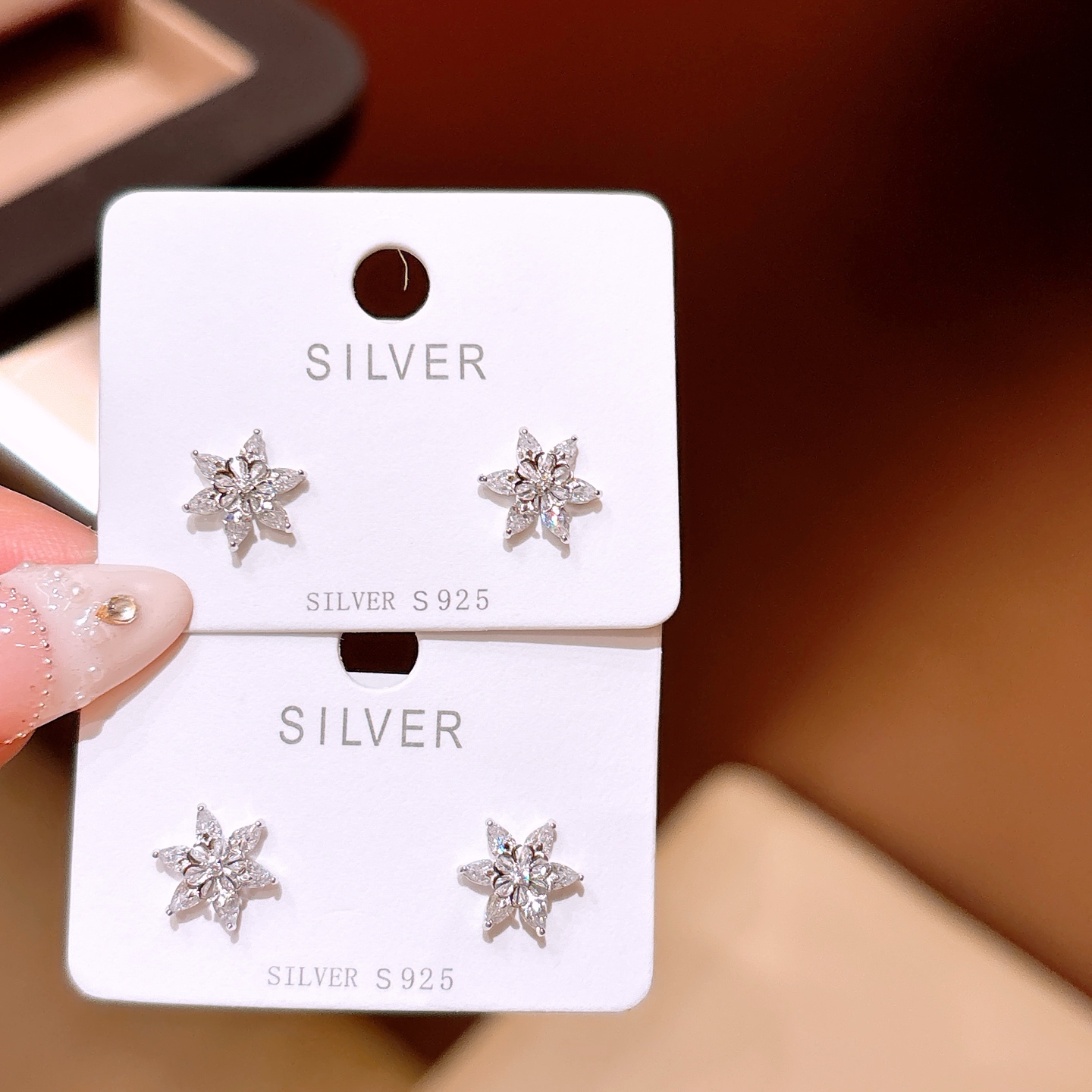 優しいファインシルバーイヤリングゴールド 婚約