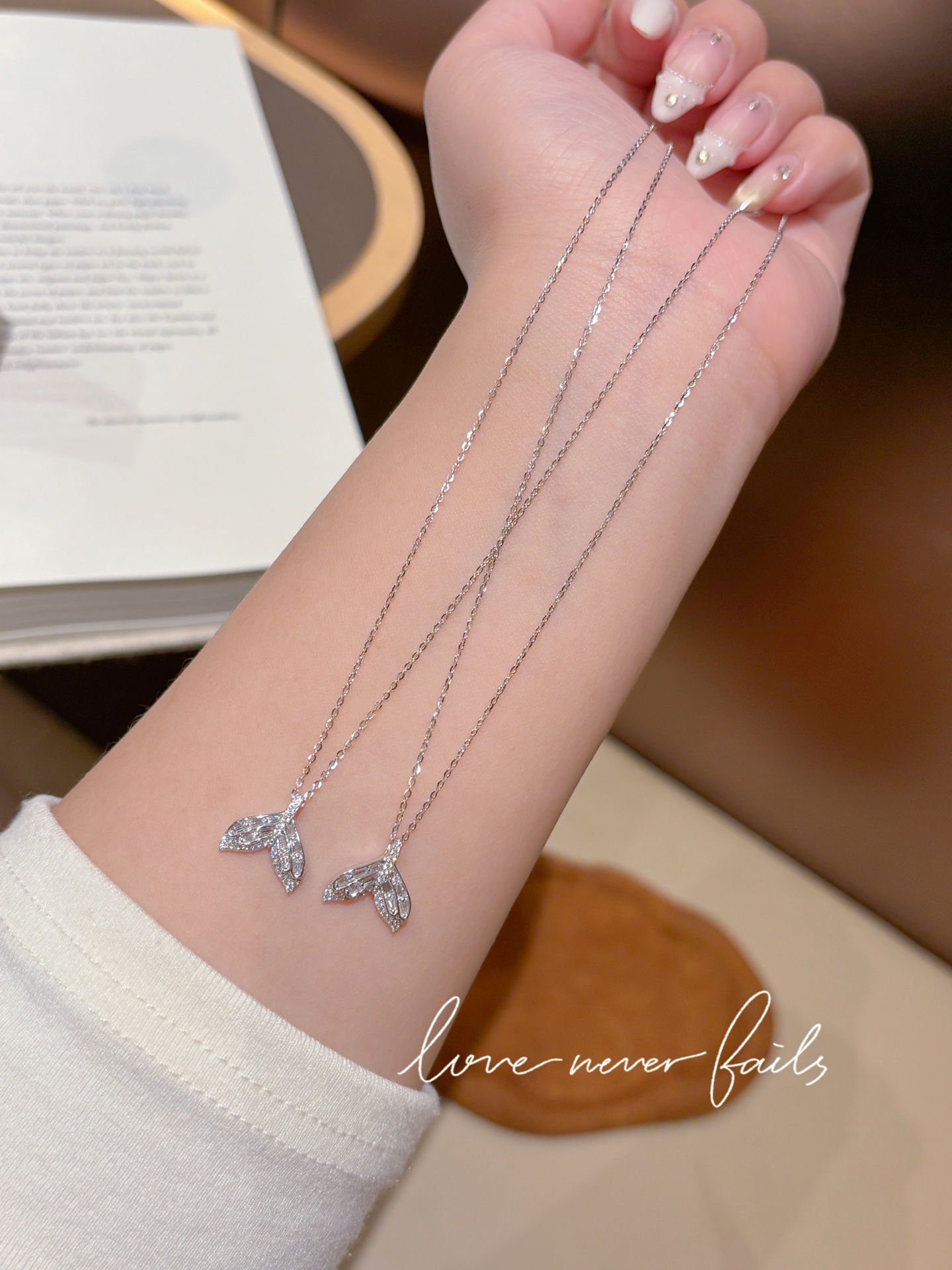 知性的低アレルギー銀ネックレスシルバー 親友へのプレゼント