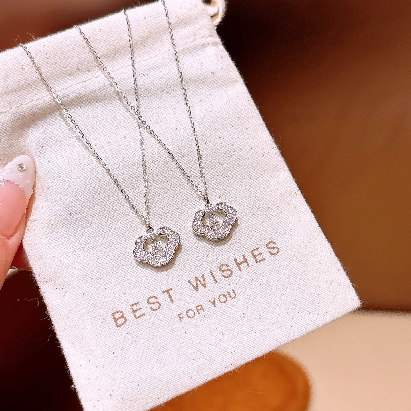 さわやか系低アレルギー銀ネックレスゴールド 母の誕生日