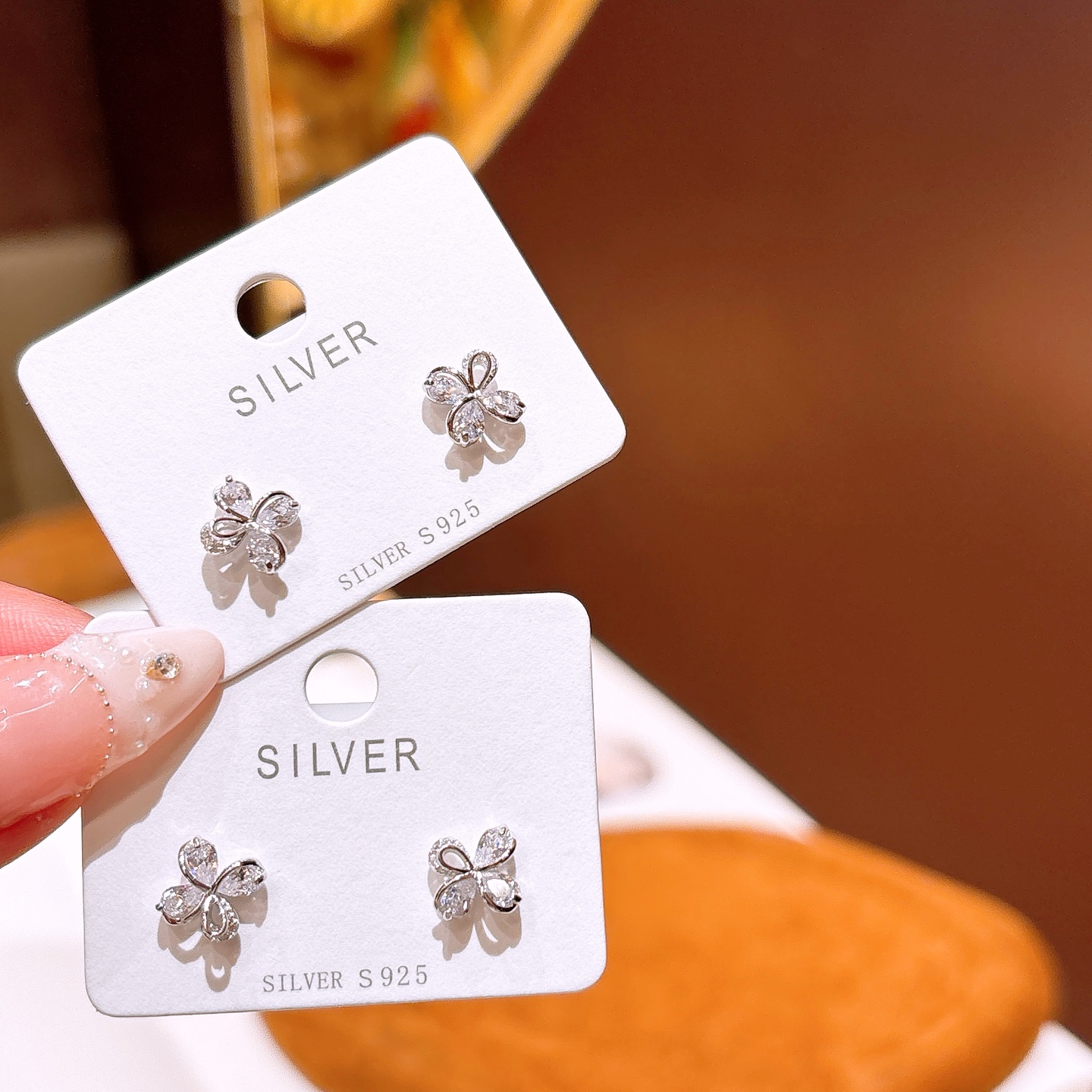 清純低アレルギー銀イヤリングゴールド バレンタインデー