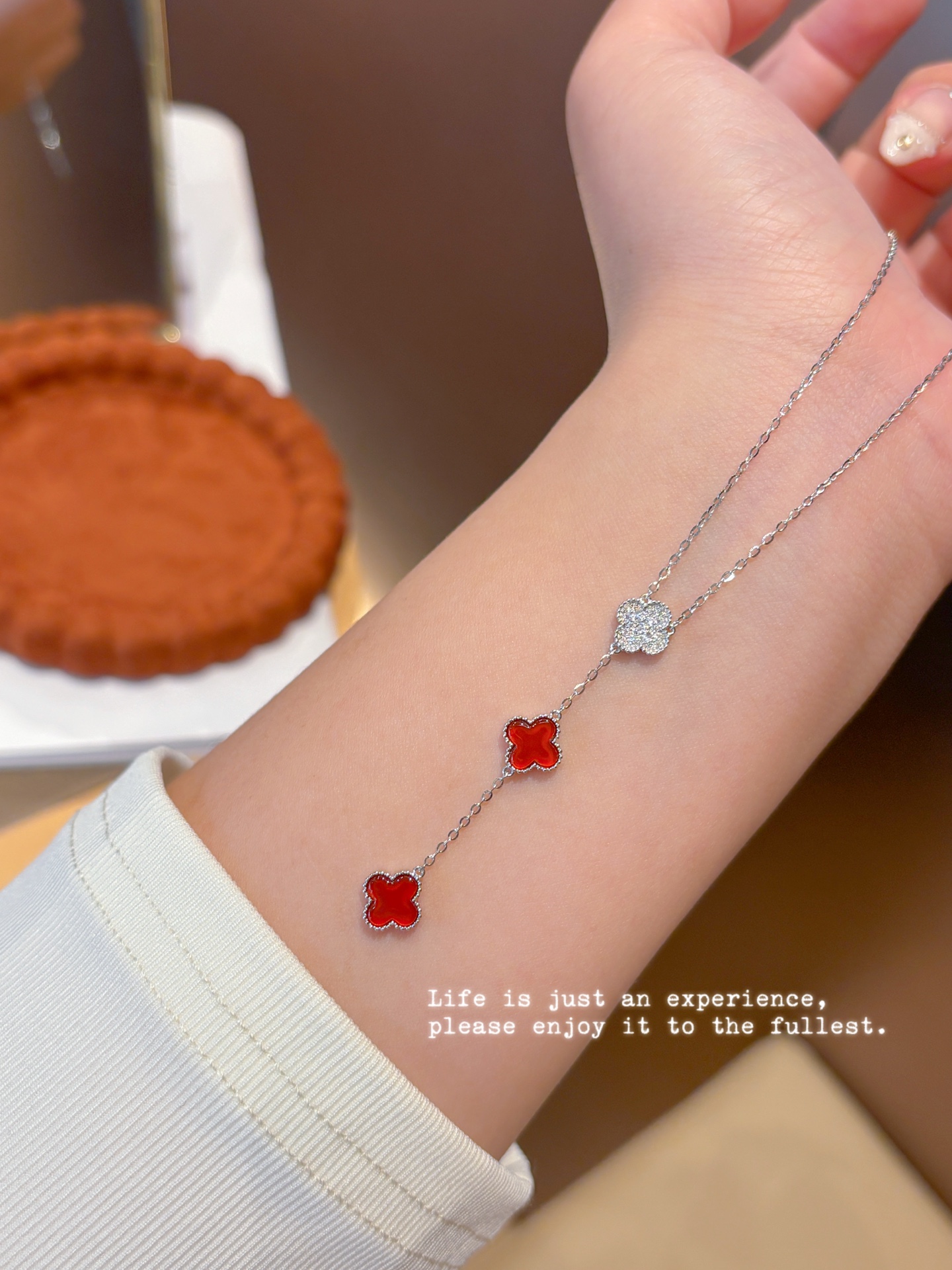 ユニークアレルギー対応シルバーモアッサナイトネックレスゴールド 記念日