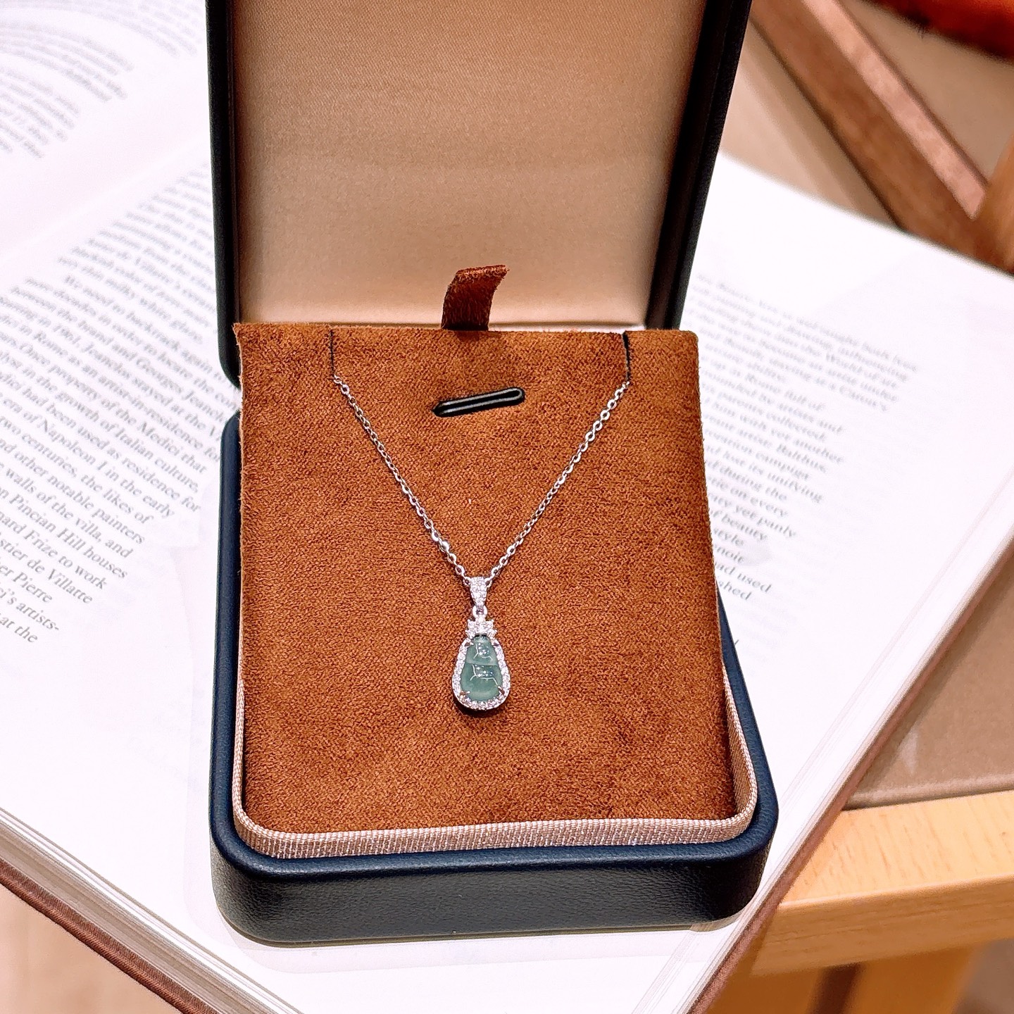 Low Allergy Silver Jadeite Necklace Fresh Annual Party Silver